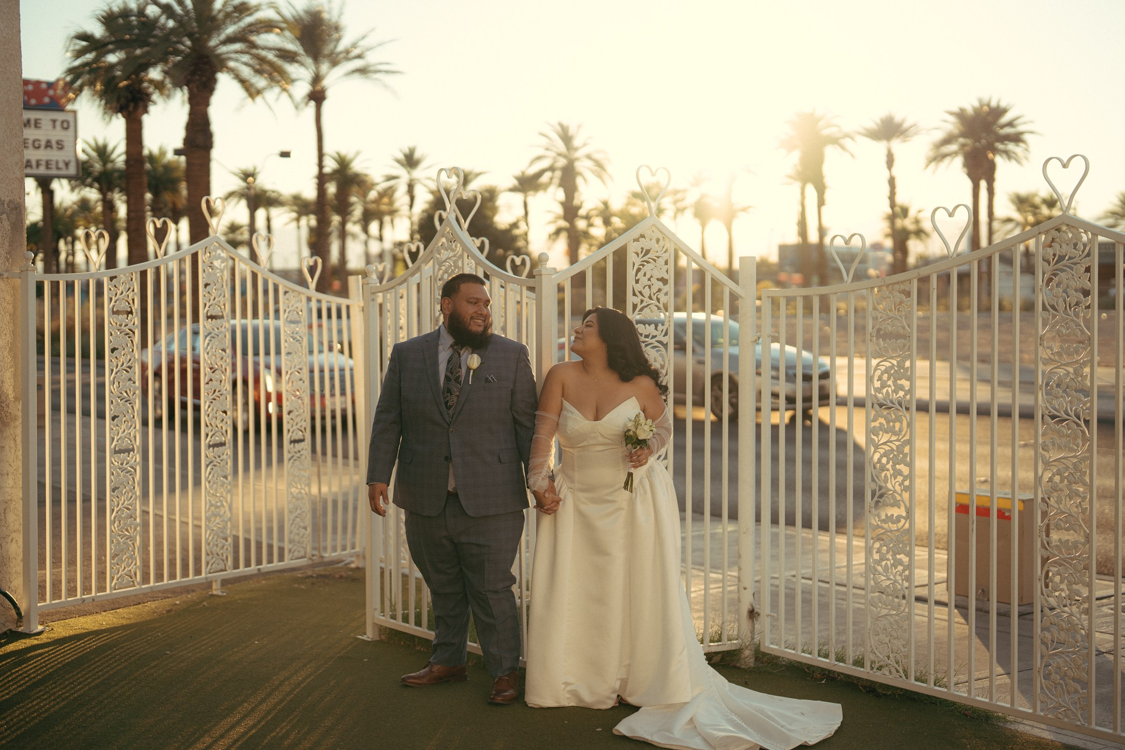 Miriam&Tino. Wedding & elopement photographer Viktoriya Kravtsov. Las Vegas