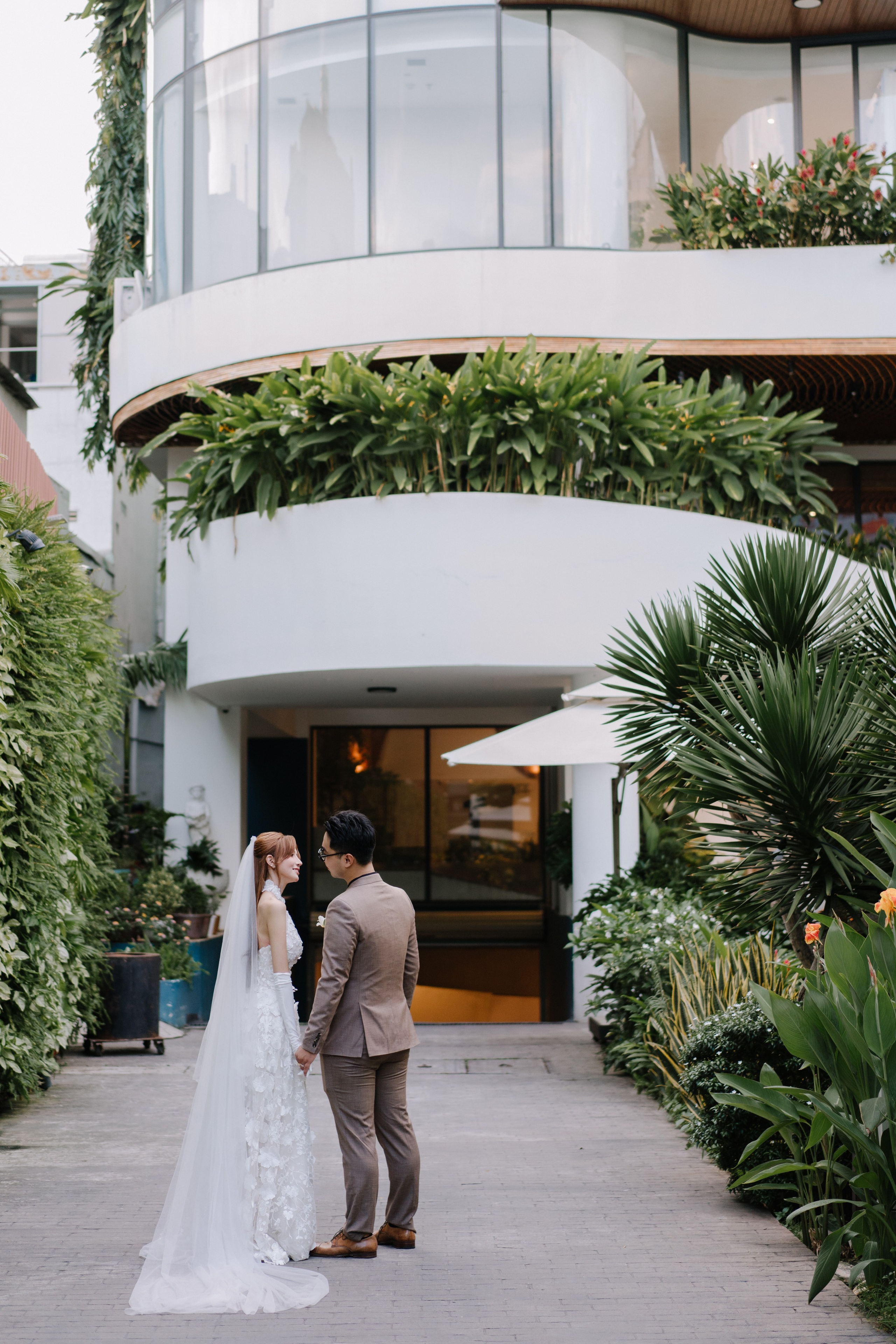 Dat + MaiAnh. BenColor Studio