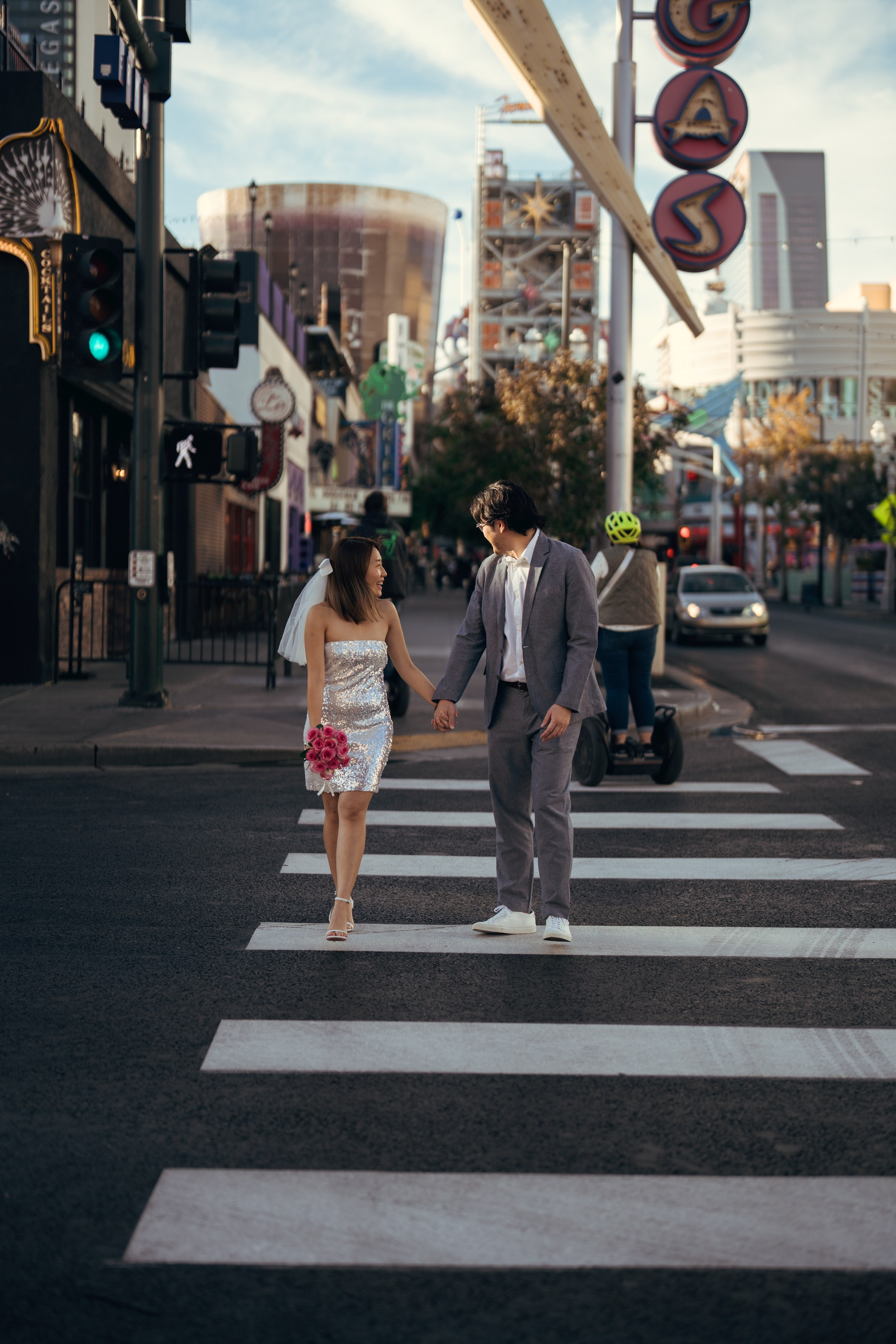 Yee Po& Jit. Wedding & elopement photographer Viktoriya Kravtsov. Las Vegas