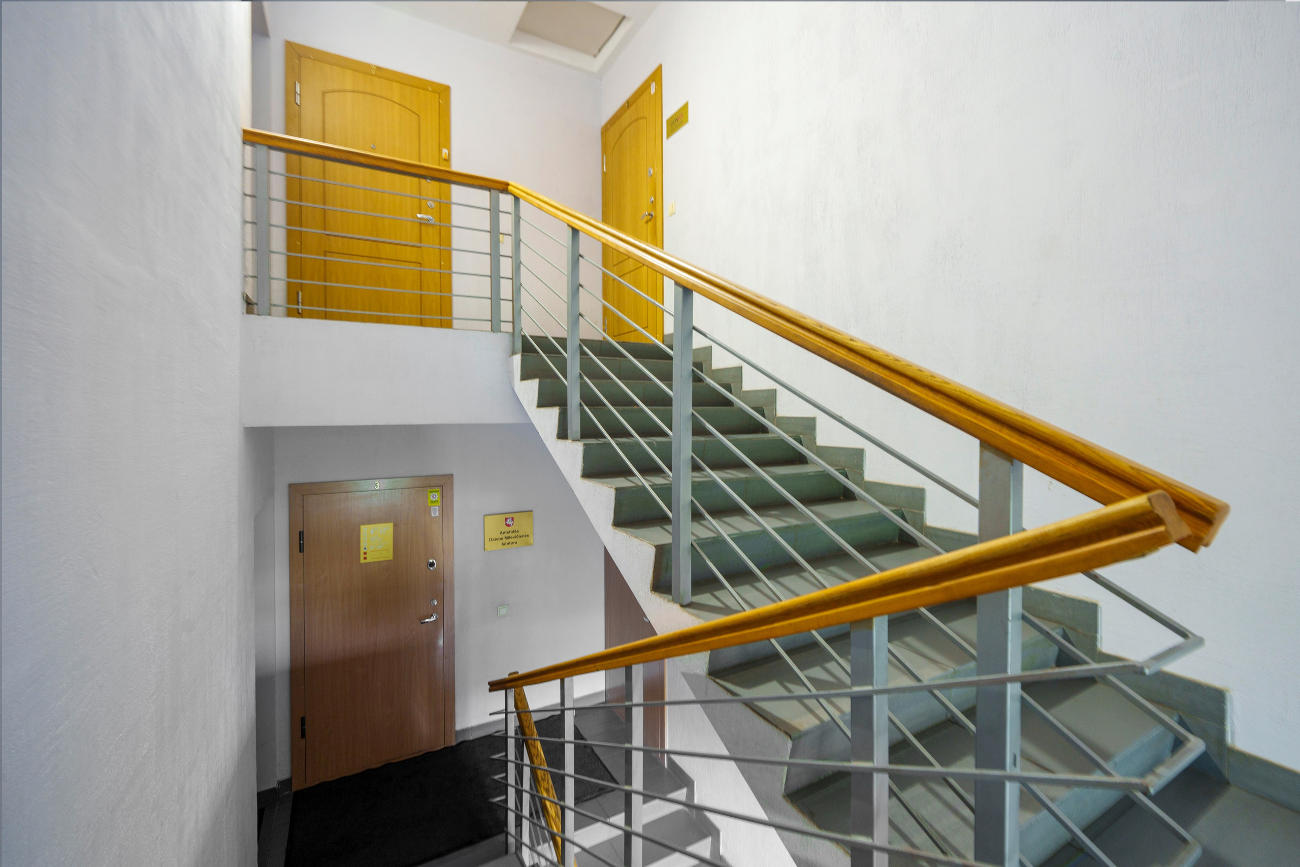 Kėstučio g. 30, komerc. patalpos. Elina Sapiega fotografė Vilniuje