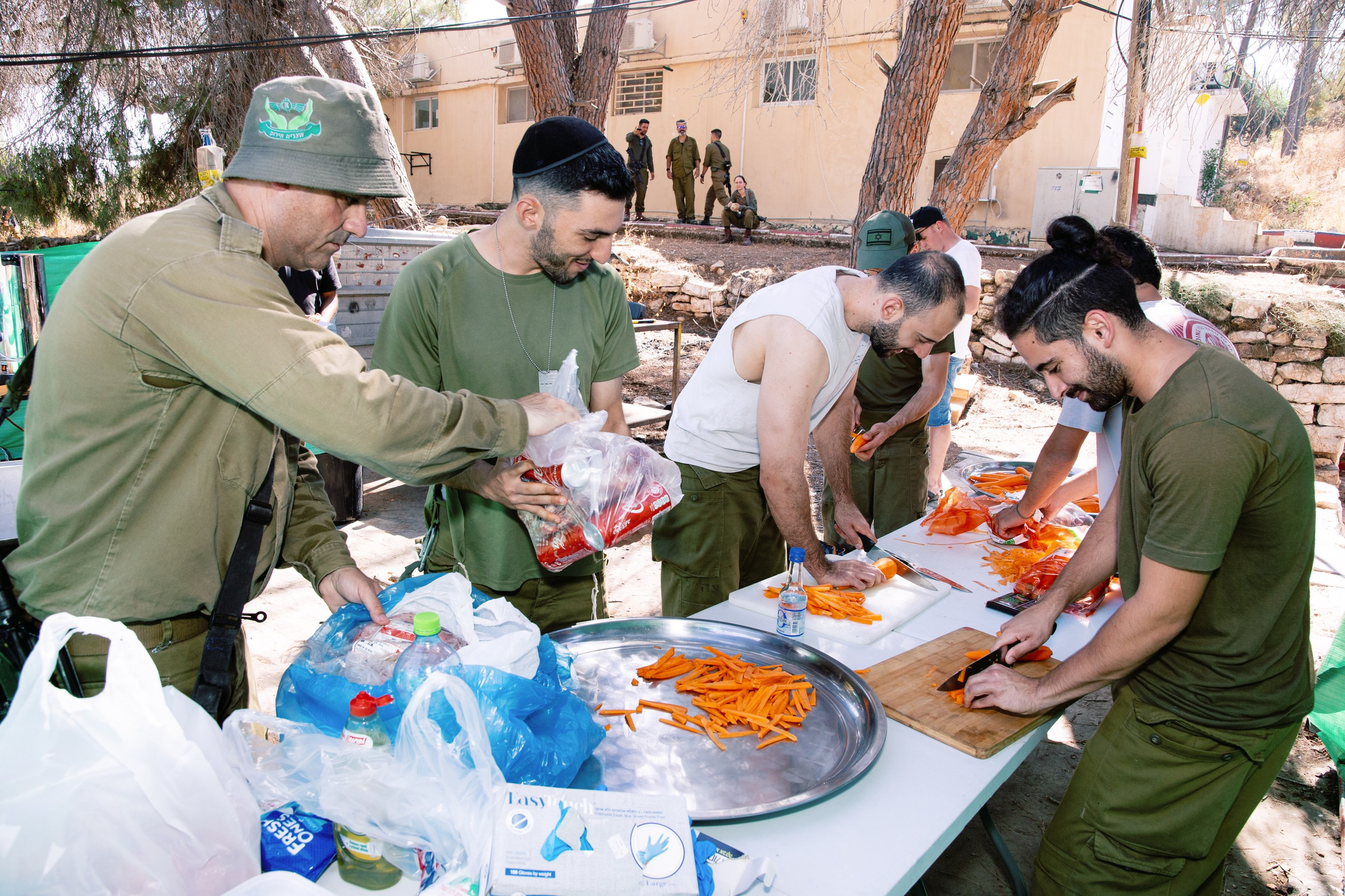 Plov для солдат. Портретный и репортажный фотограф в Израиле Рома Бирман