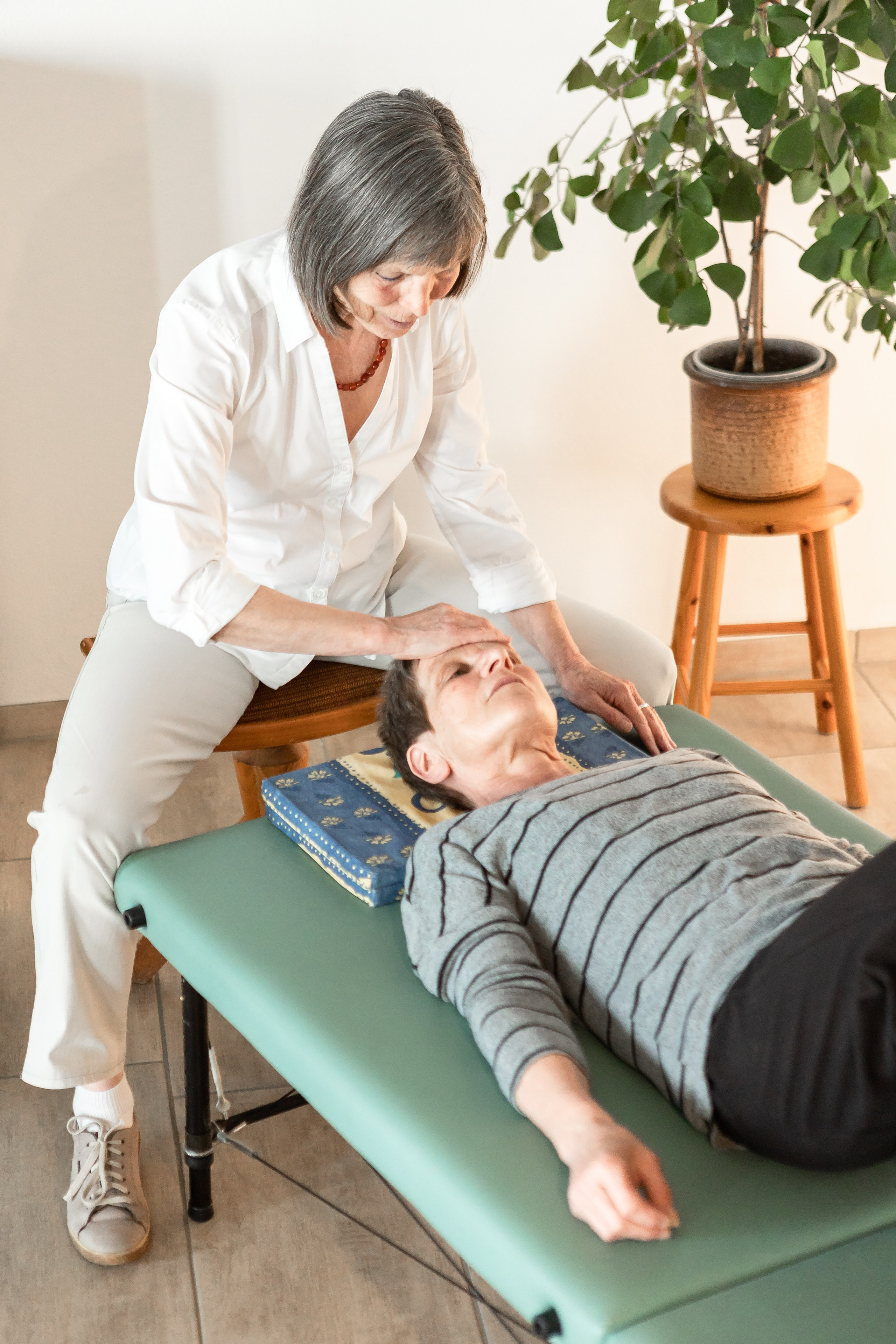 Businessfotografie Lindenberg, Businessfotograf Allgäu, Unternehmensfotografie Bayern, Firmenportraits Lindenberg, Mitarbeiterfotografie Allgäu, Corporate Shooting Bayern, Professionelle Businessfotos Lindenberg, Businessportraits Allgäu, Firmenportrait Shooting Bayern, Businessfotograf Studio Lindenberg