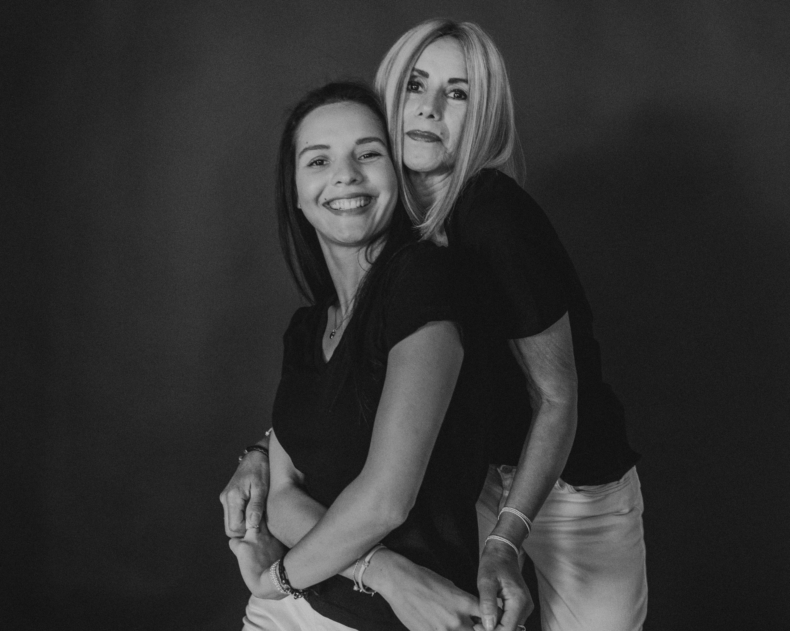 Adri & Maricris. Wedding and family photographer in Mexico City