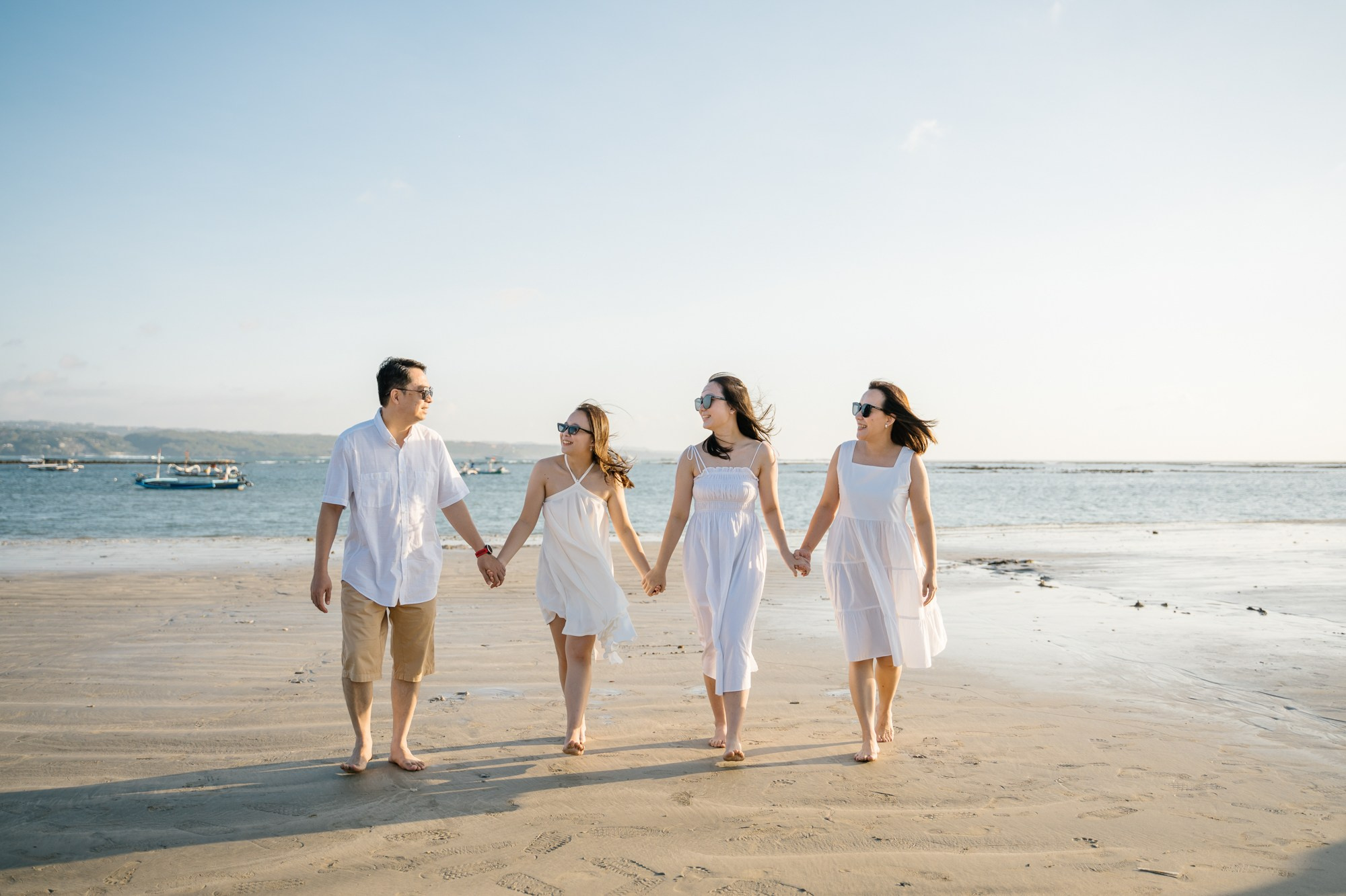 Family Holiday Photoshoot. Female Photographer in Bali