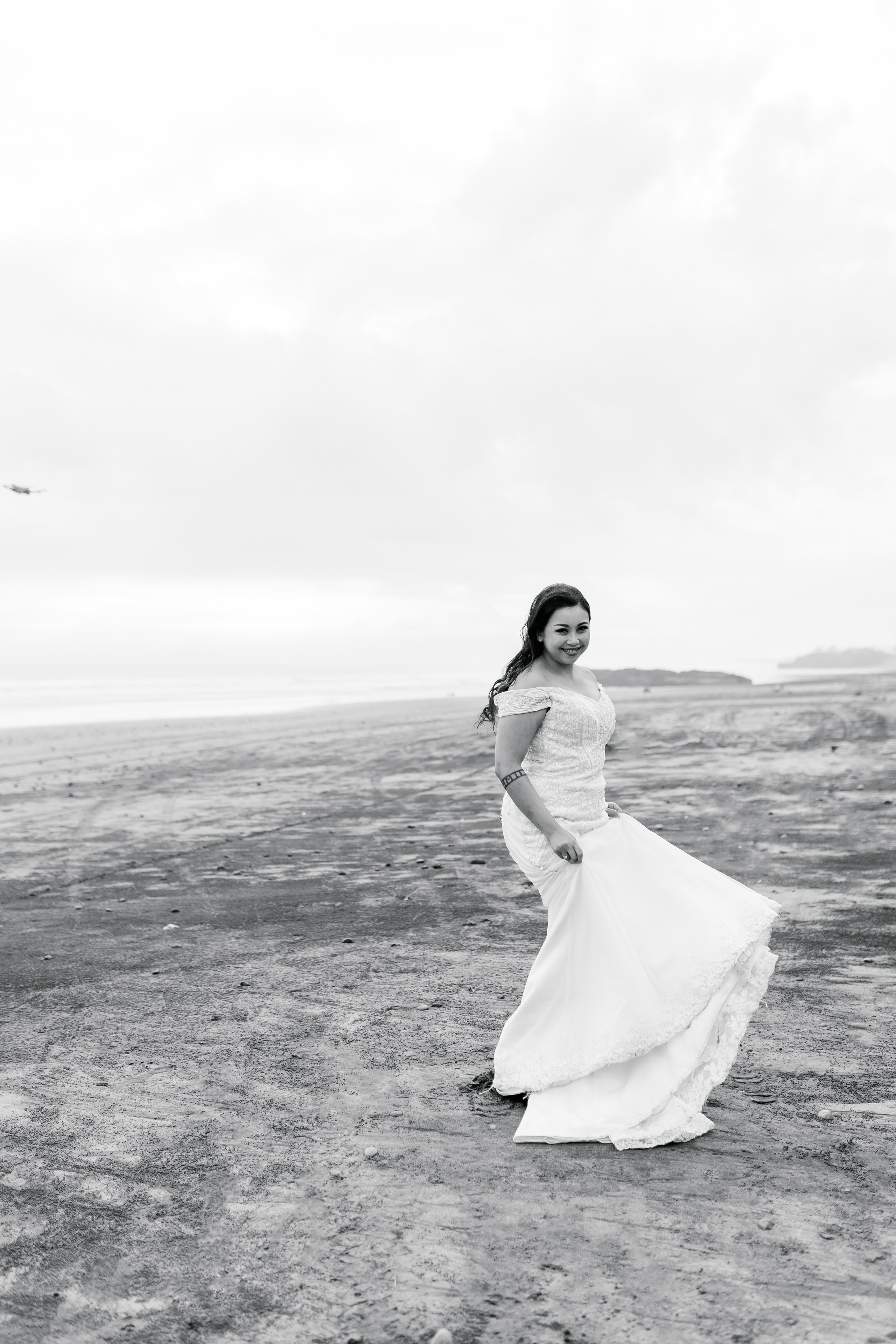 Honeymoon Photoshoot in Bali. Female Photographer in Bali