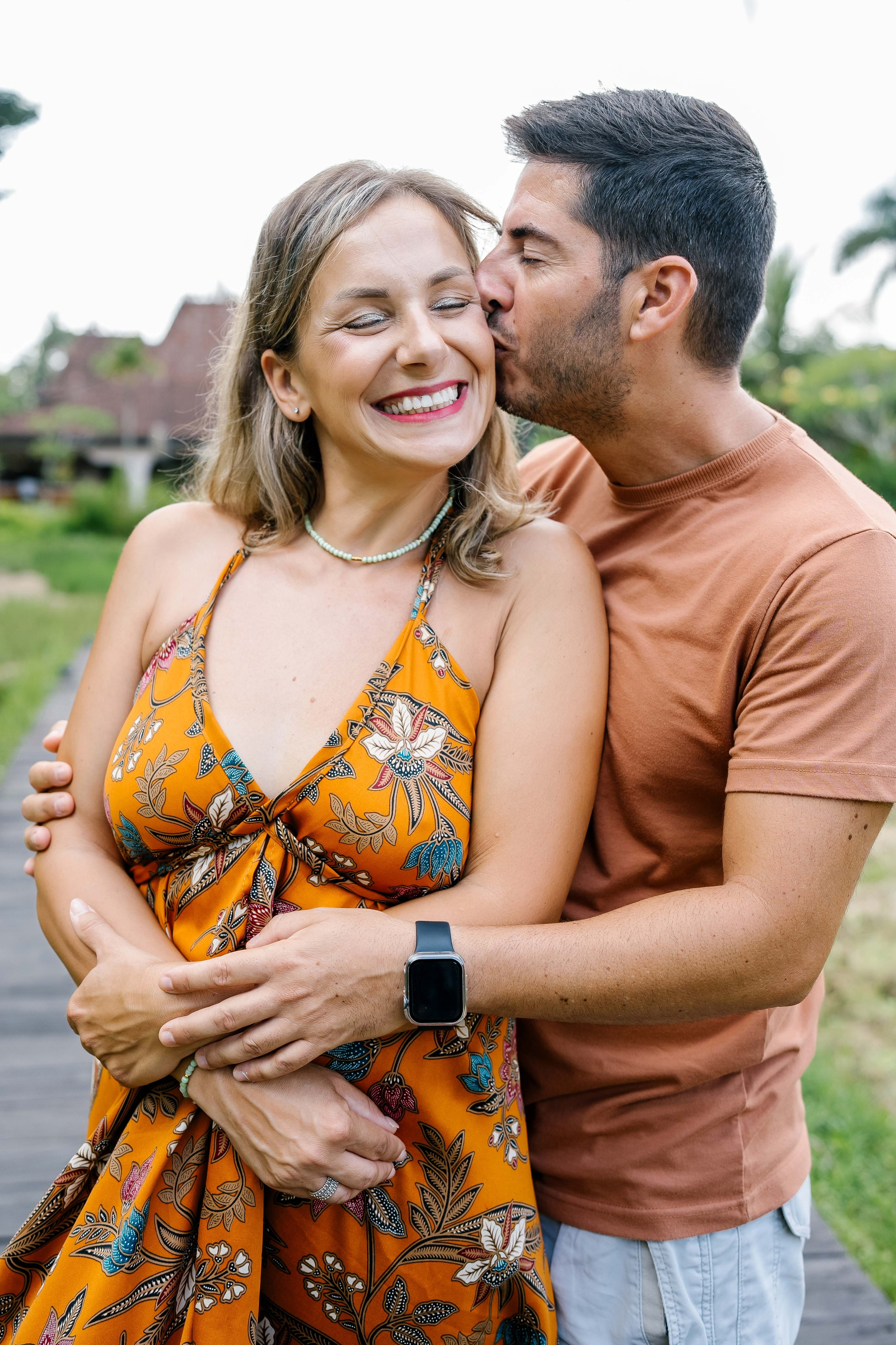 Honeymoon Photoshoot in bali. Female Photographer in Bali