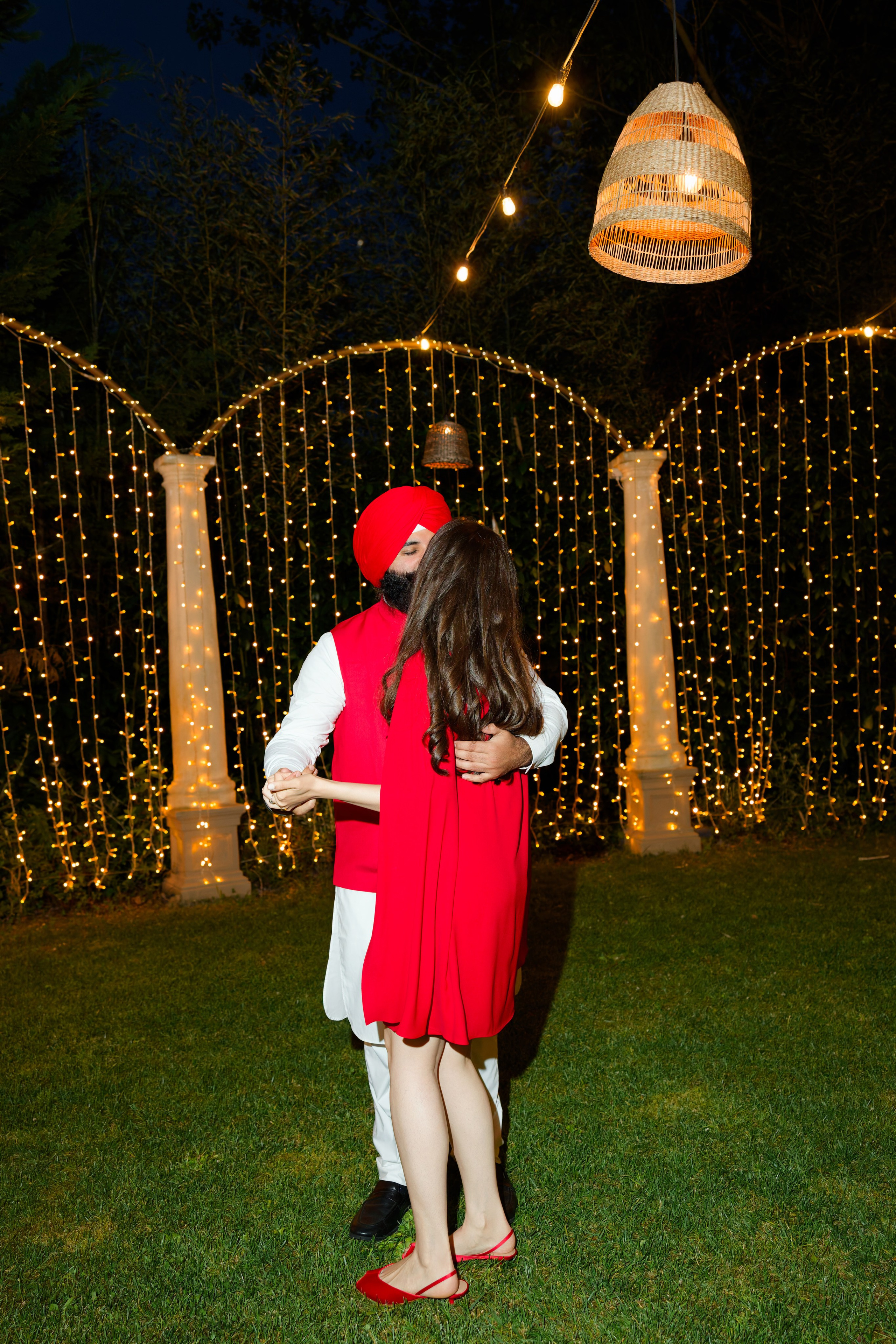 Pizza Party at Tenuta Massini, Florence, Italy. Destination Wedding Photographer — Nikita Burtsev