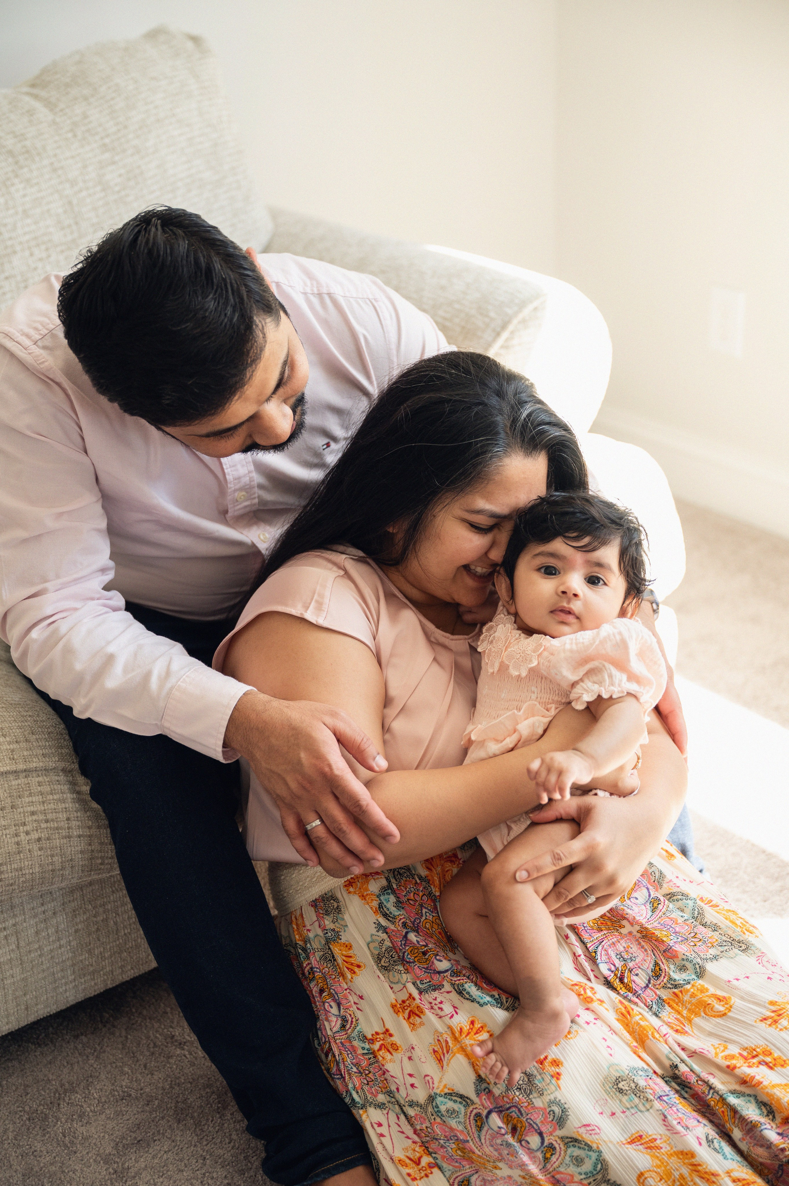 Lifestyle. In-home newborn photography Raleigh & area Katya Kulikova