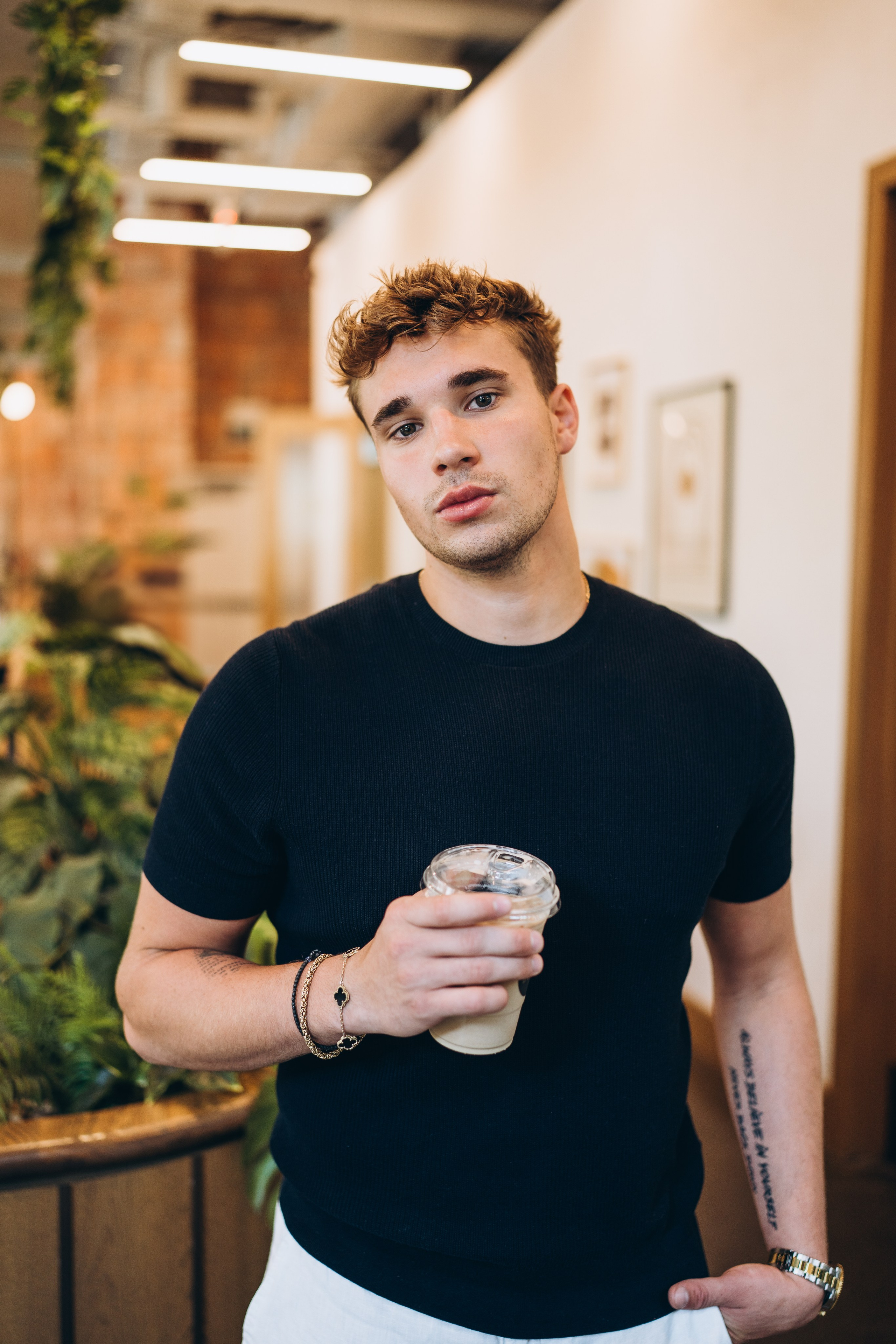 Anton NHL. Calgary Wedding & Lifestyle Photographer — Yevhen Polishchuk