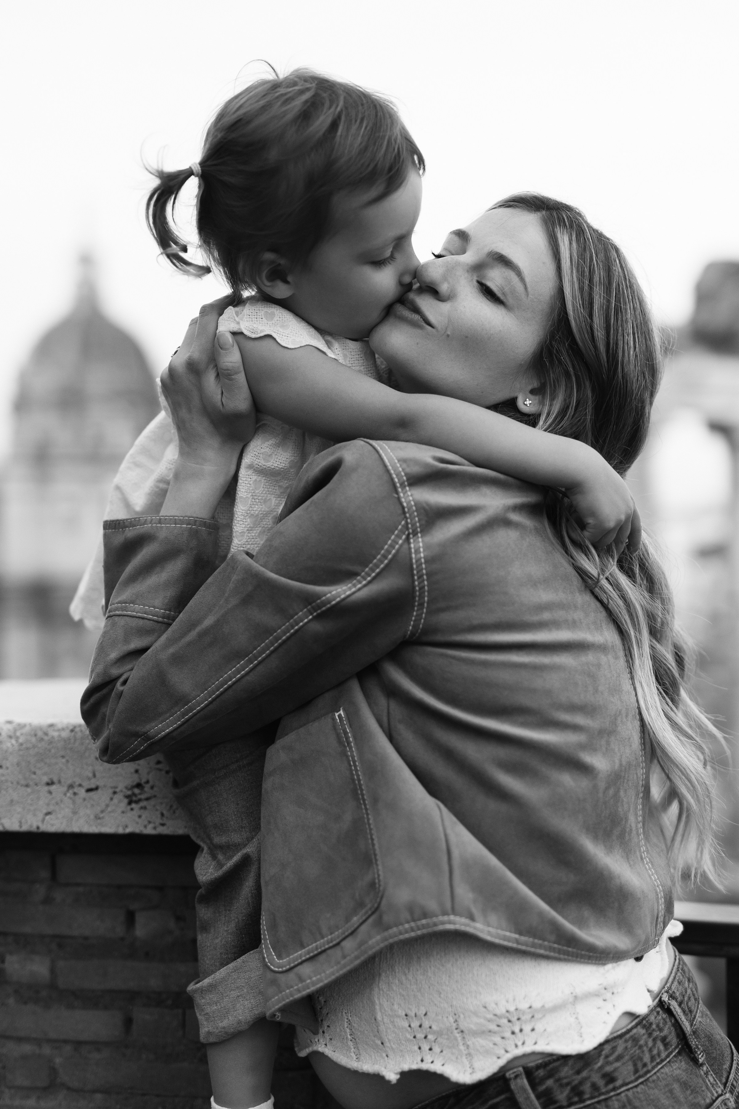 Famaly shooting in Rome. Wedding Photographer Rome Tuscany Como Sicily Puglia Amalfy Italy- Oksana Savenchuk