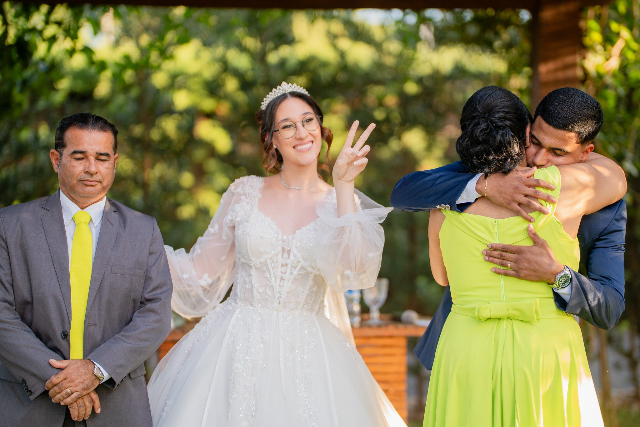 Larissa & Vinicius — Espaço Faveral / Aararaquara. Robson Colaço