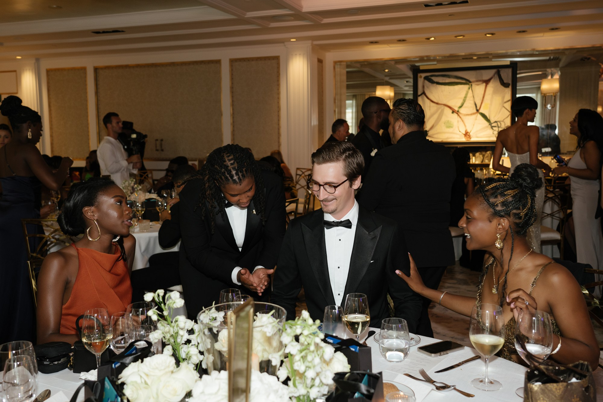 Wedding in famous Four Seasons Hotel, Madrid. Wedding photographer videographer Spain