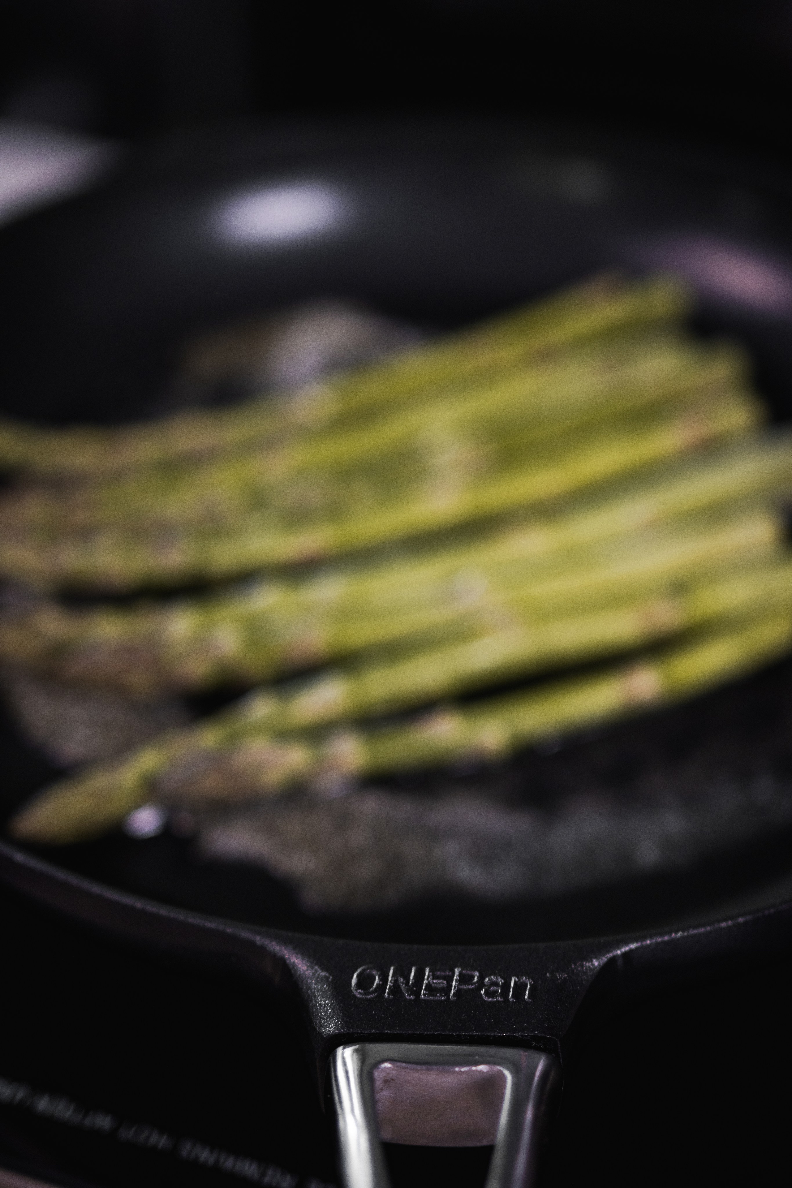 OnePan. Photographer in Gothenburg Aleksandra Stroganova