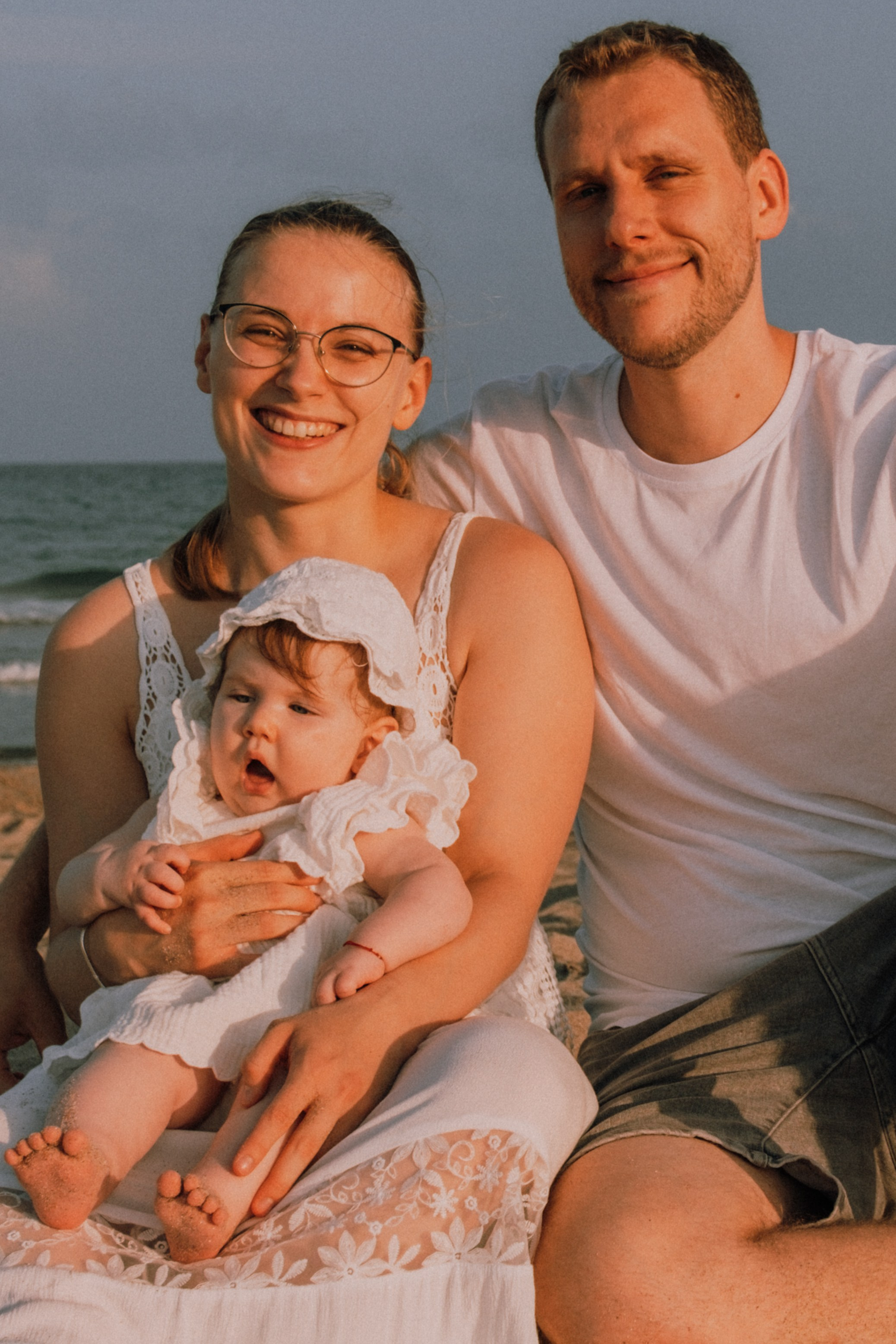 Семейная фотосессия на пляже. Профессиональная фотосъемка в Калафелле — Елена Медведева