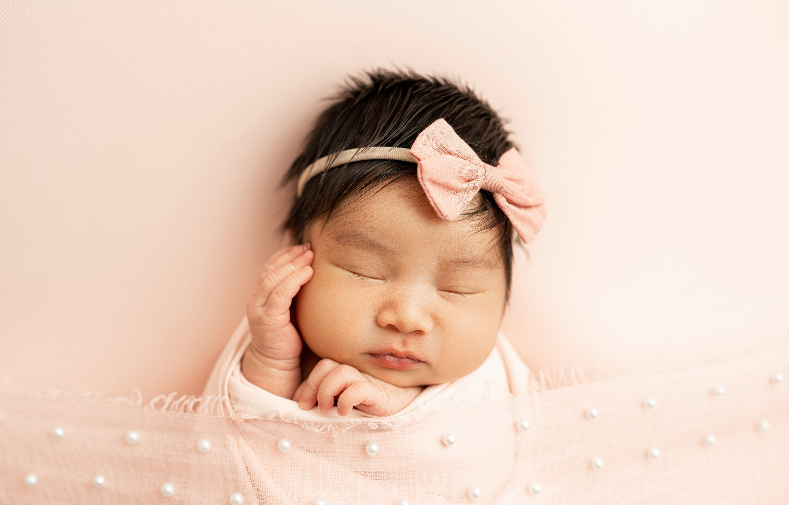 Newborn. Family photographer in Sacramento | Sofia Pavenko