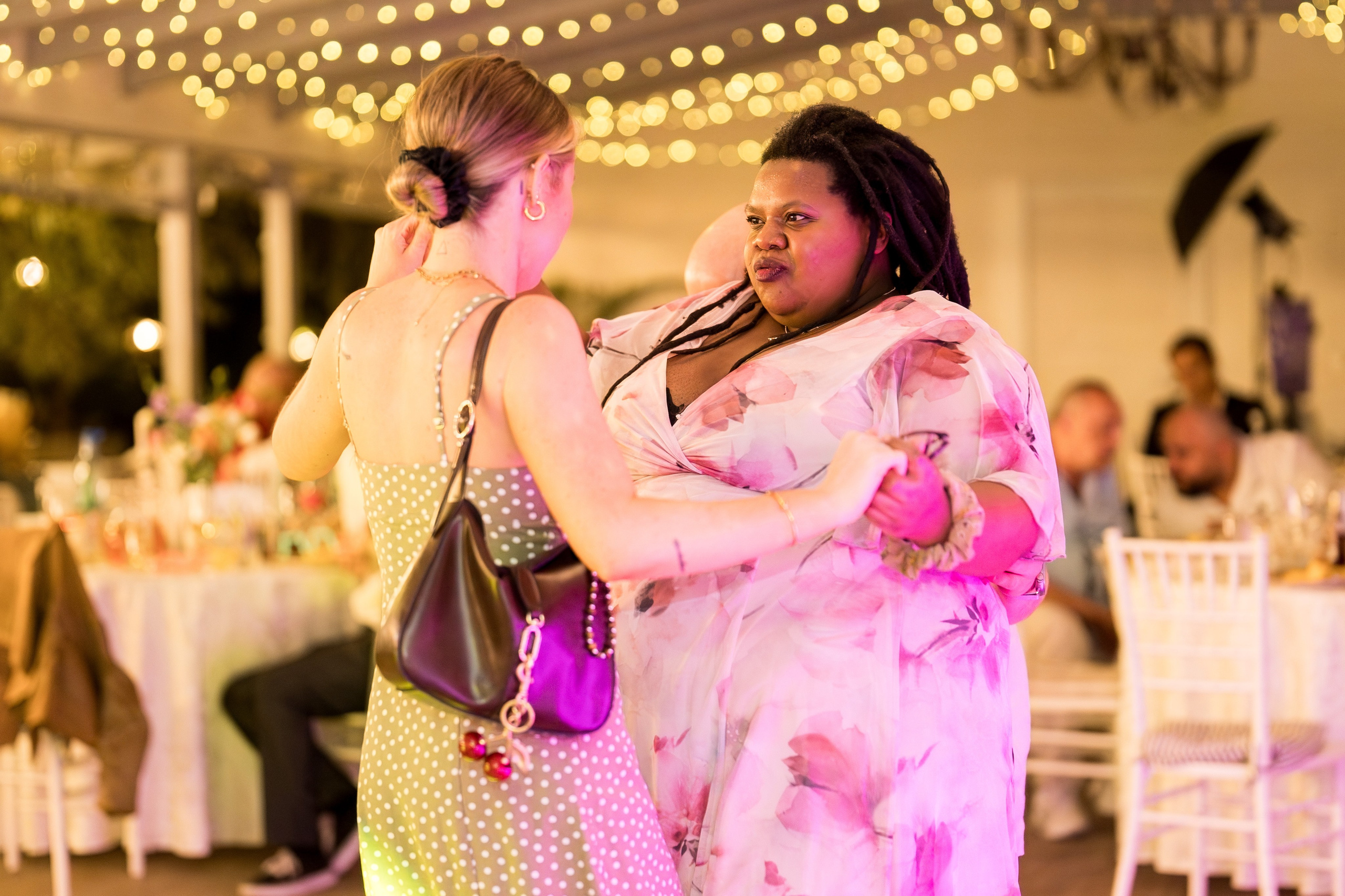 PARTY. Gabriel Florea — Fotograf nuntă București