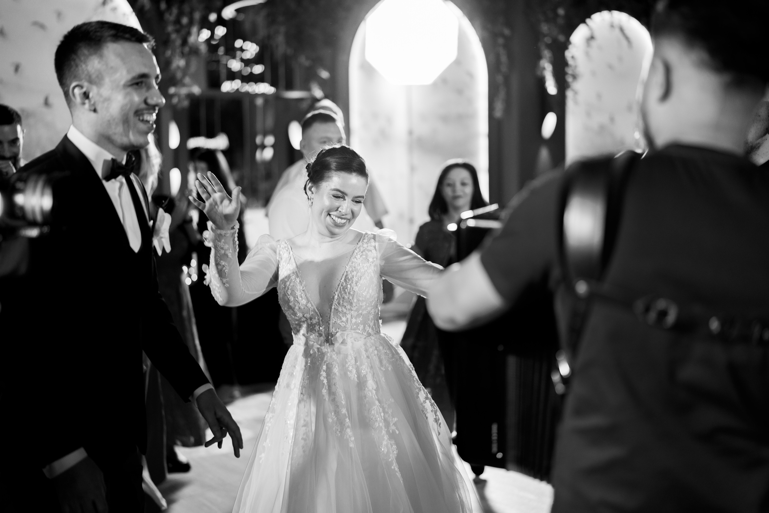 PARTY. Gabriel Florea — Fotograf nuntă București