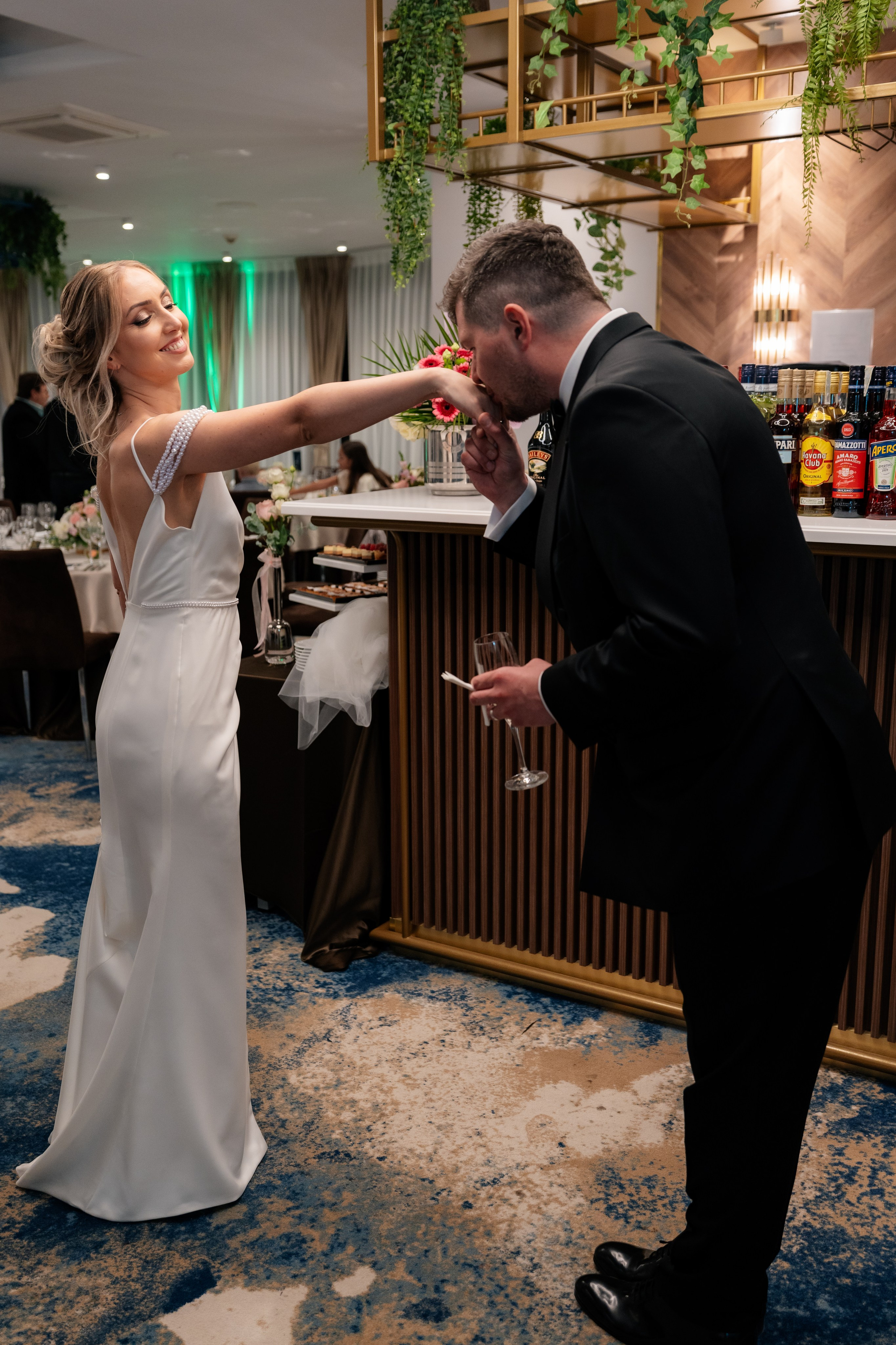 Madisson & Alex. Destination Wedding Photographer Alex Pasarelu