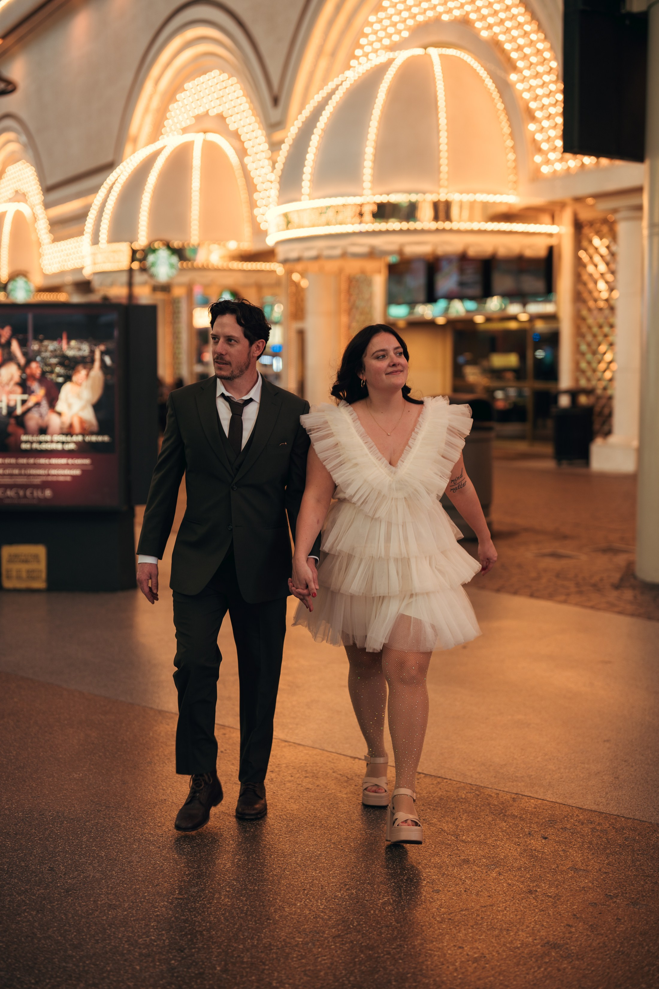 Grace&Jesse. Wedding & elopement photographer Viktoriya Kravtsov. Las Vegas