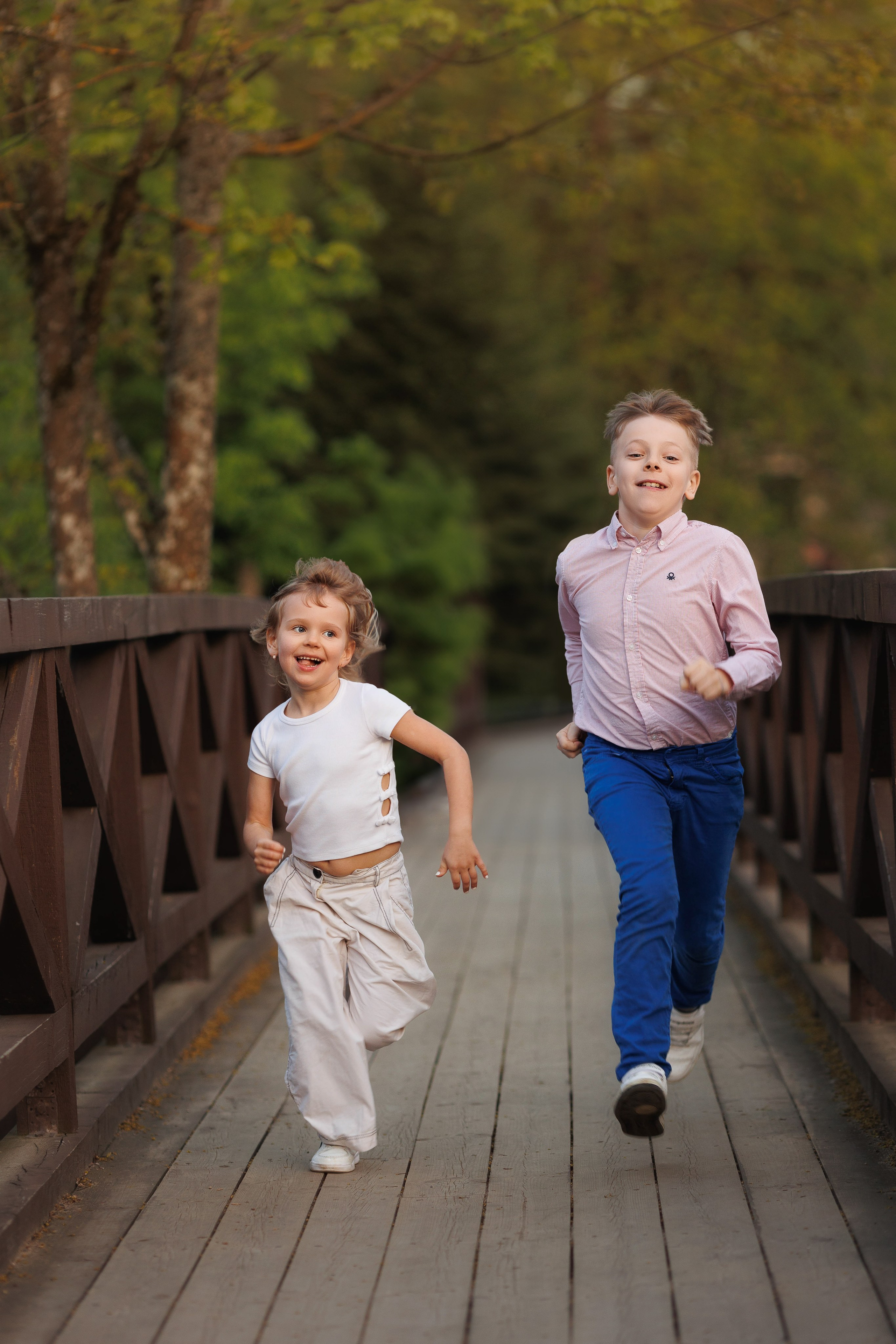 Рядом с мамой. Family photographer in Vilnuis Svetlana Naumova