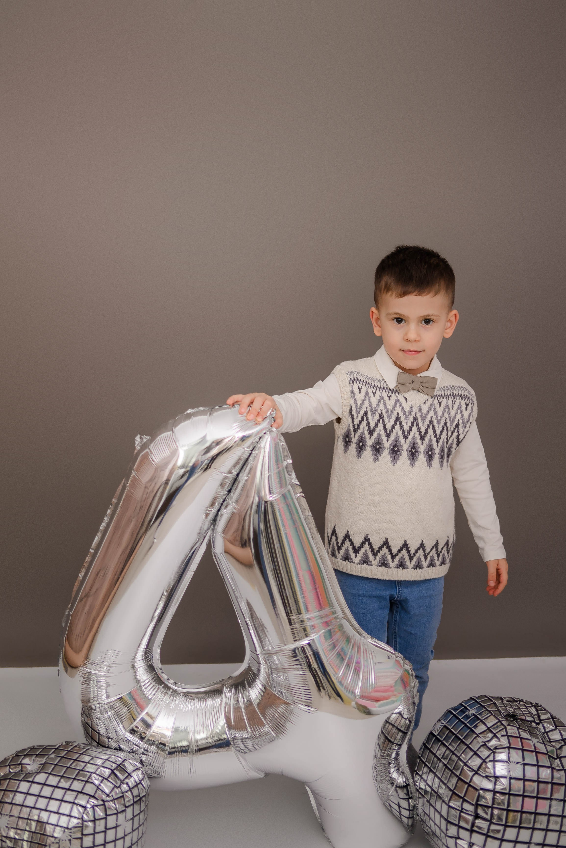 Daria Kids Photo studio foto pentru copii in Bucuresti, Militari