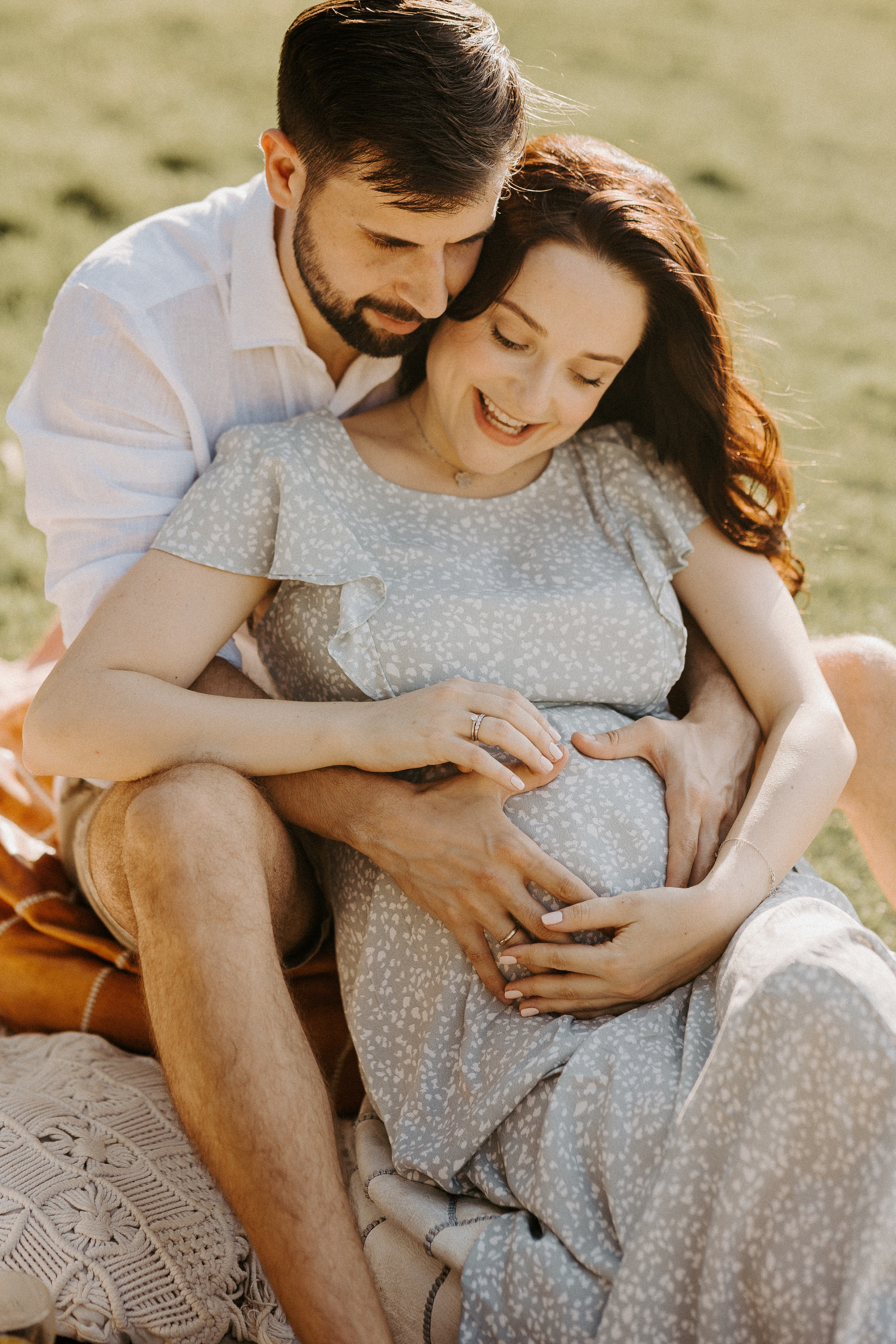 Family picnic. Photographer in Singapore Kate Bird