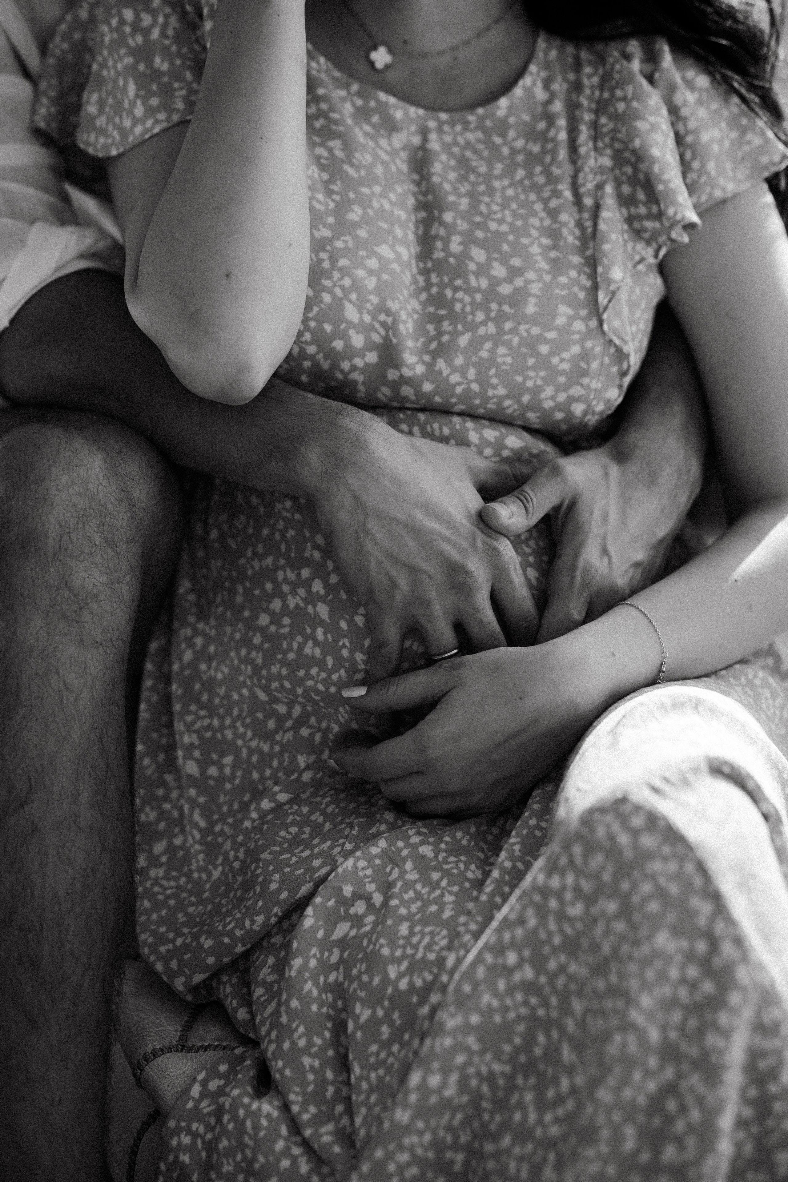 Family picnic. Photographer in Singapore Kate Bird