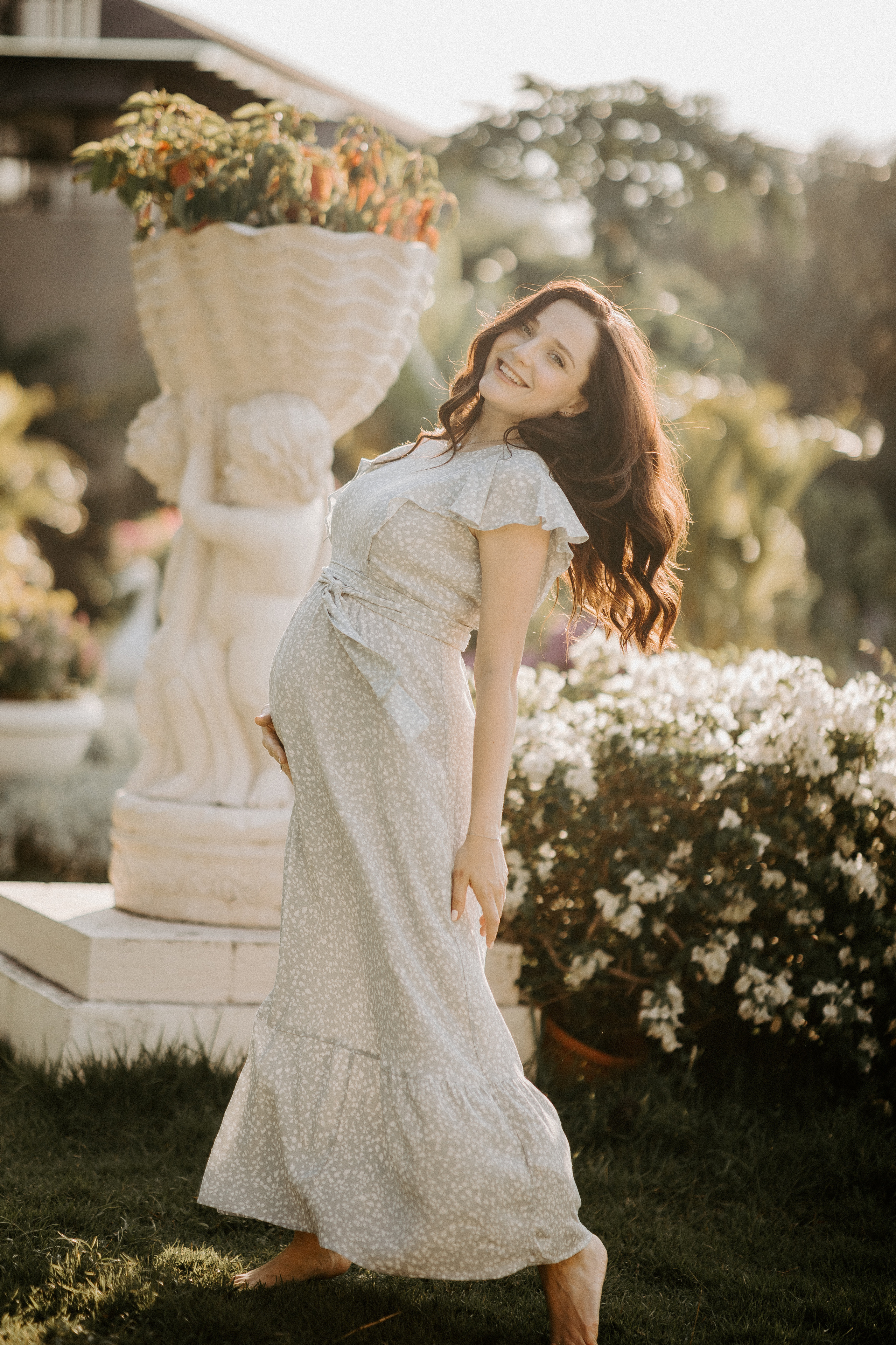 Family picnic. Photographer in Singapore Kate Bird