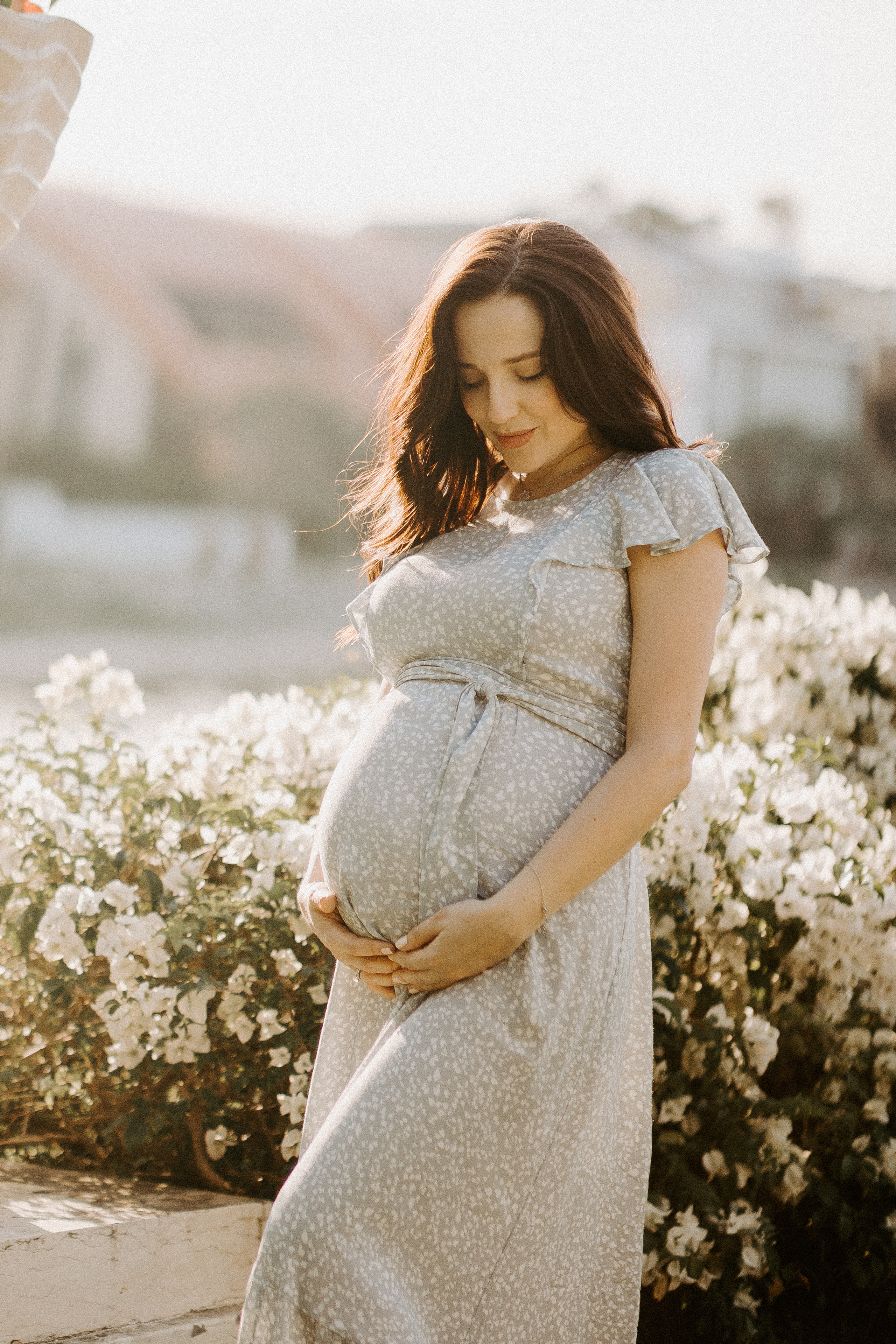 Family picnic. Photographer in Singapore Kate Bird