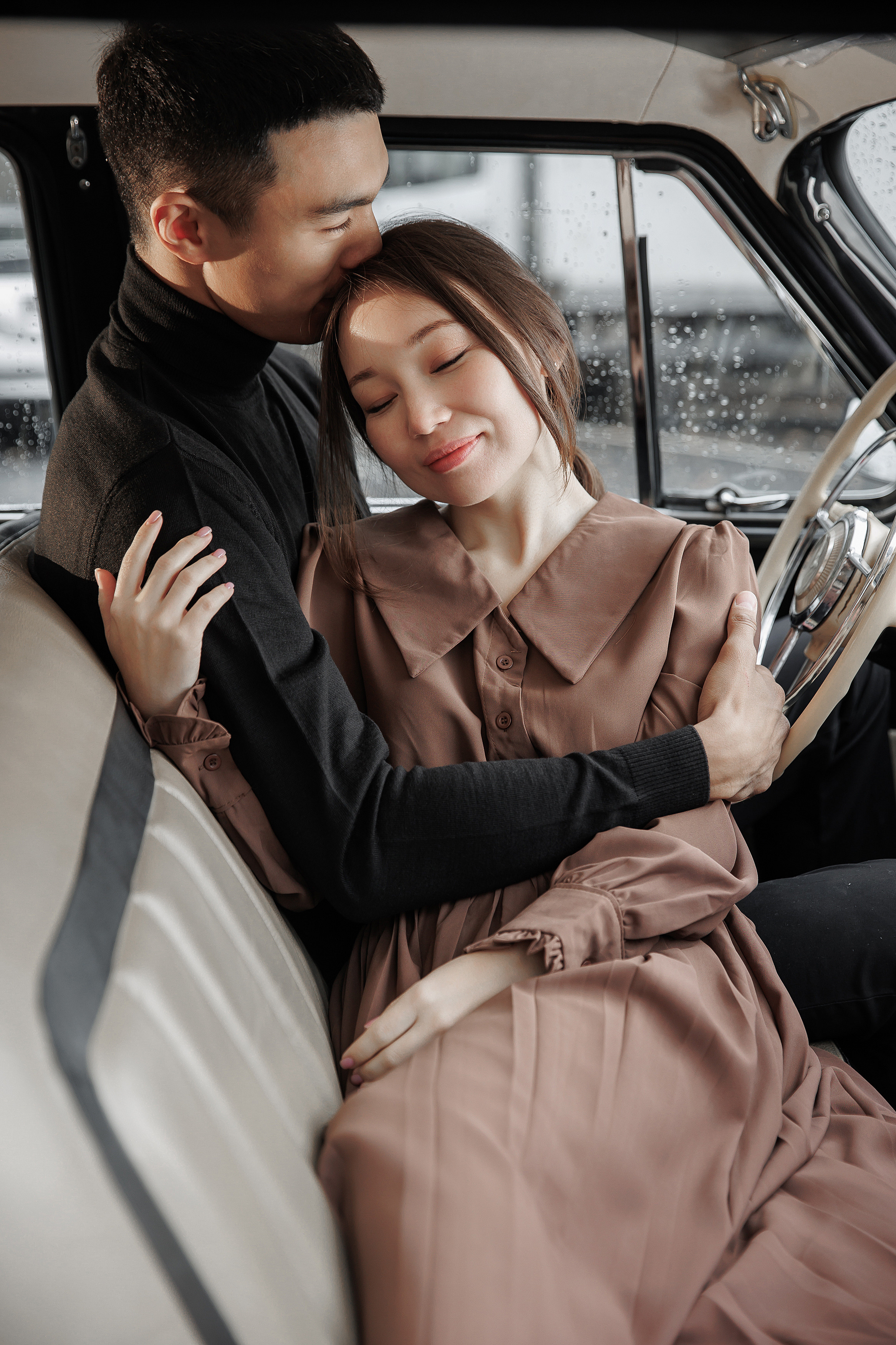 Красивое лавстори в Бишкеке. Свадебный и семейный фотограф в Бишкеке Давлетбаев Талгат