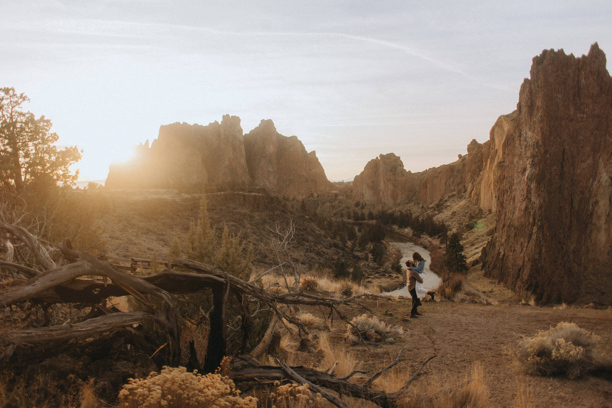 Shelby & Riley Engagement Session | Smith Rock State Park, Oregon. Portland & Seattle Wedding, Elopement & Engagement Photographer | Georgy Shishkin