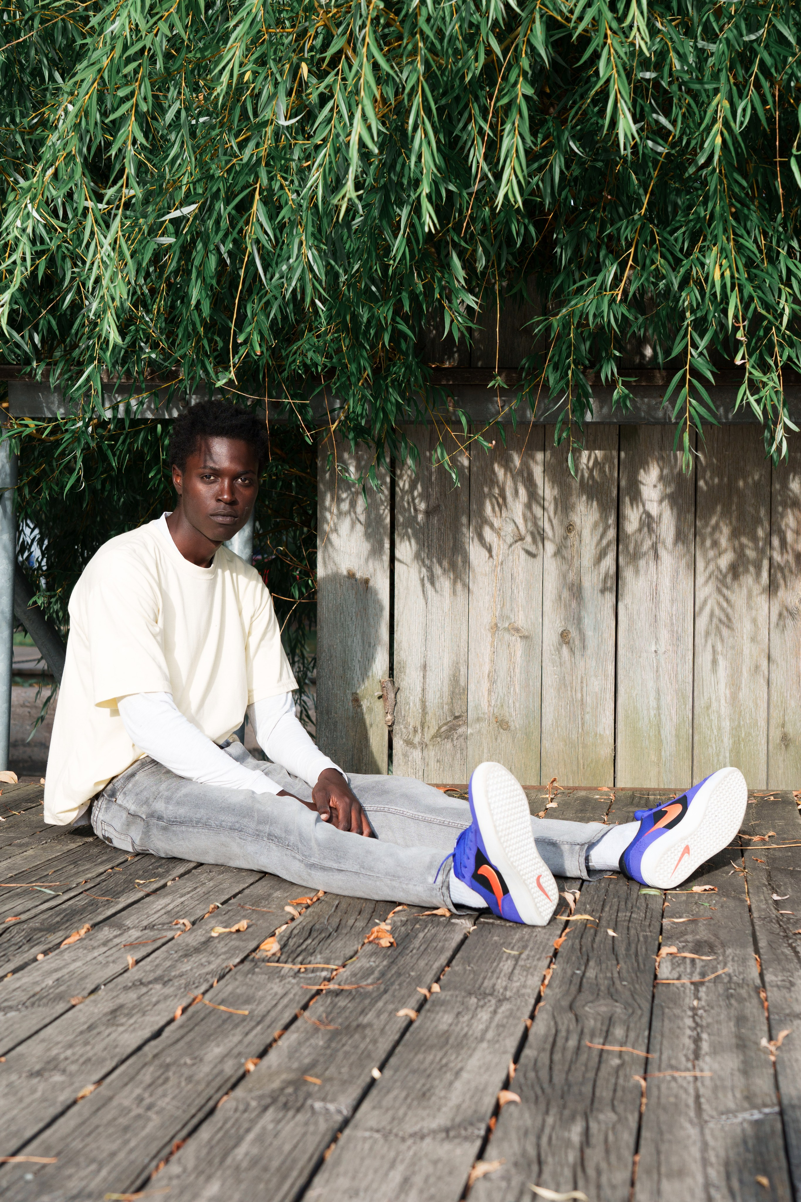 Fashion and Commercial. Production Services NV Visual