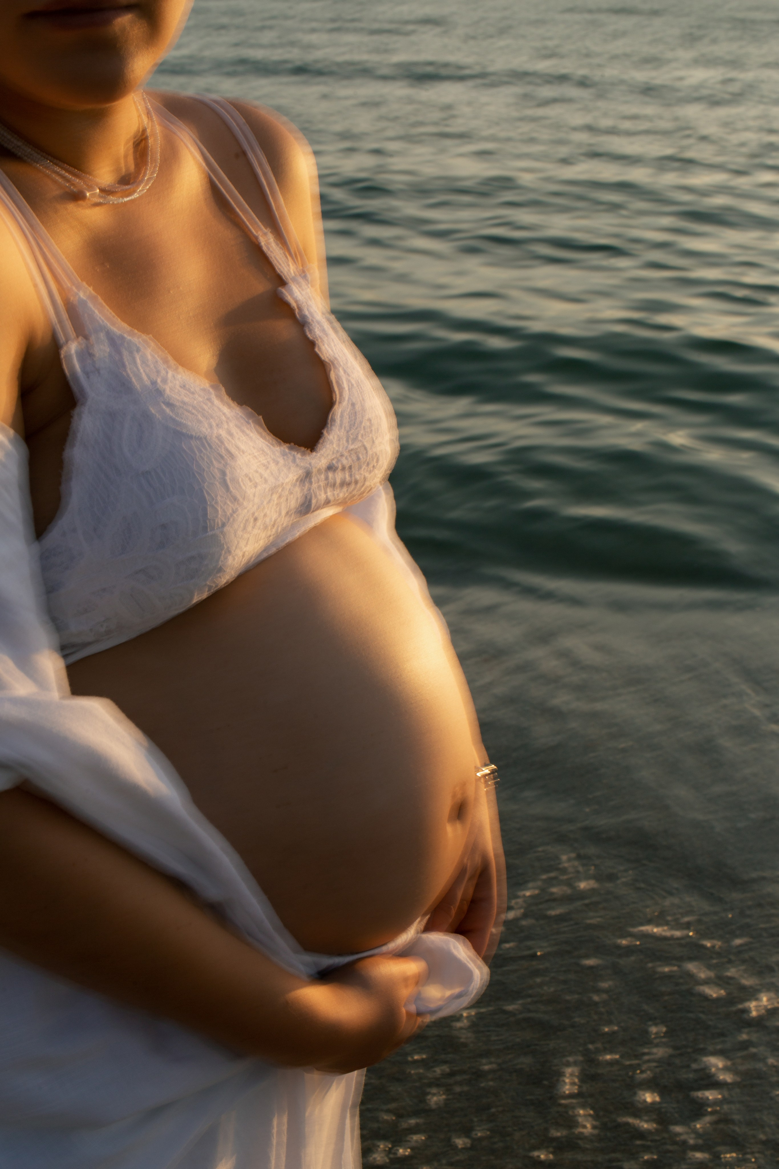 Asya. Ocean. Photographer Vladmir Gladkov