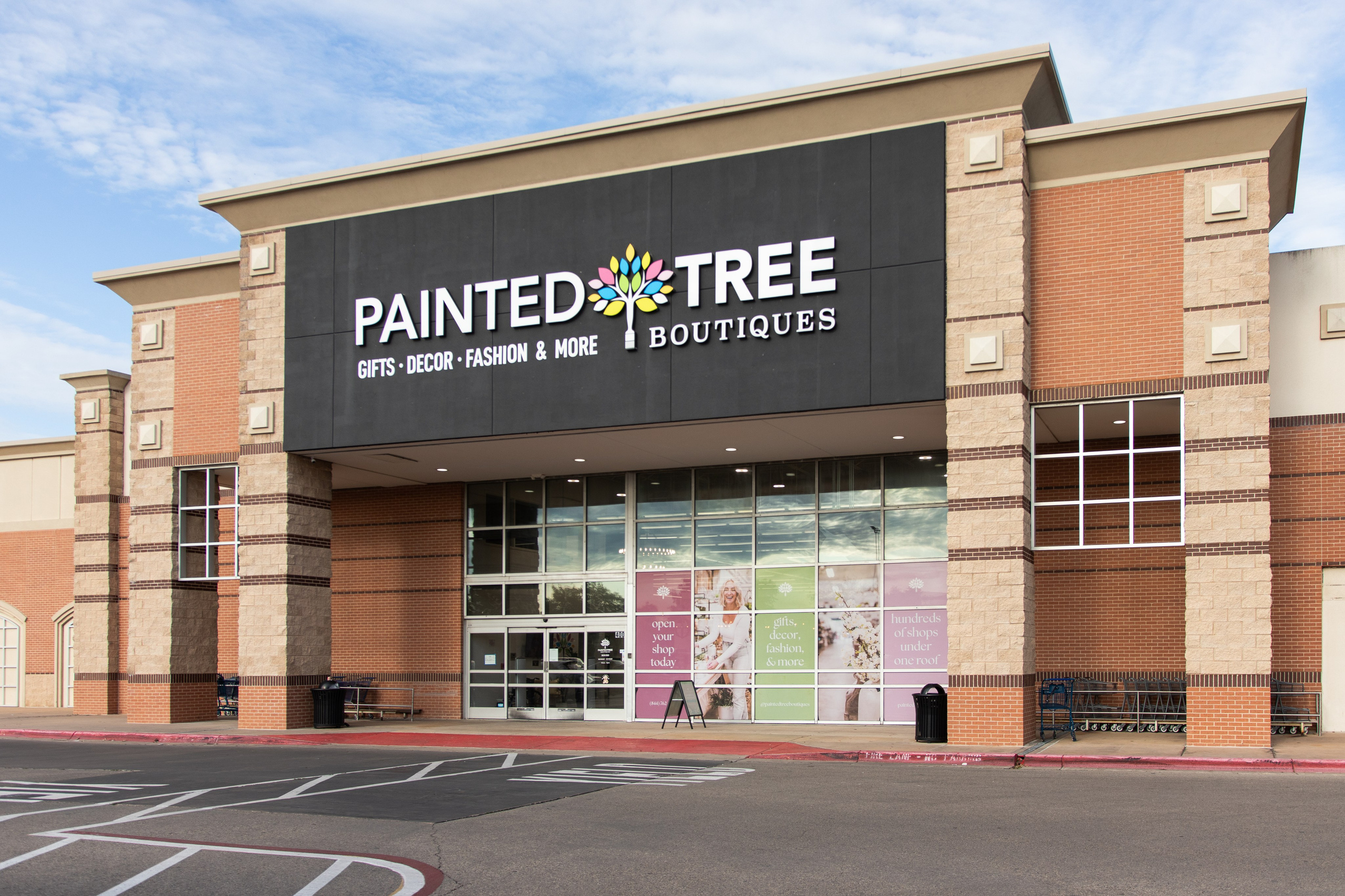 Painted Tree Boutiques retail photography for the summer season