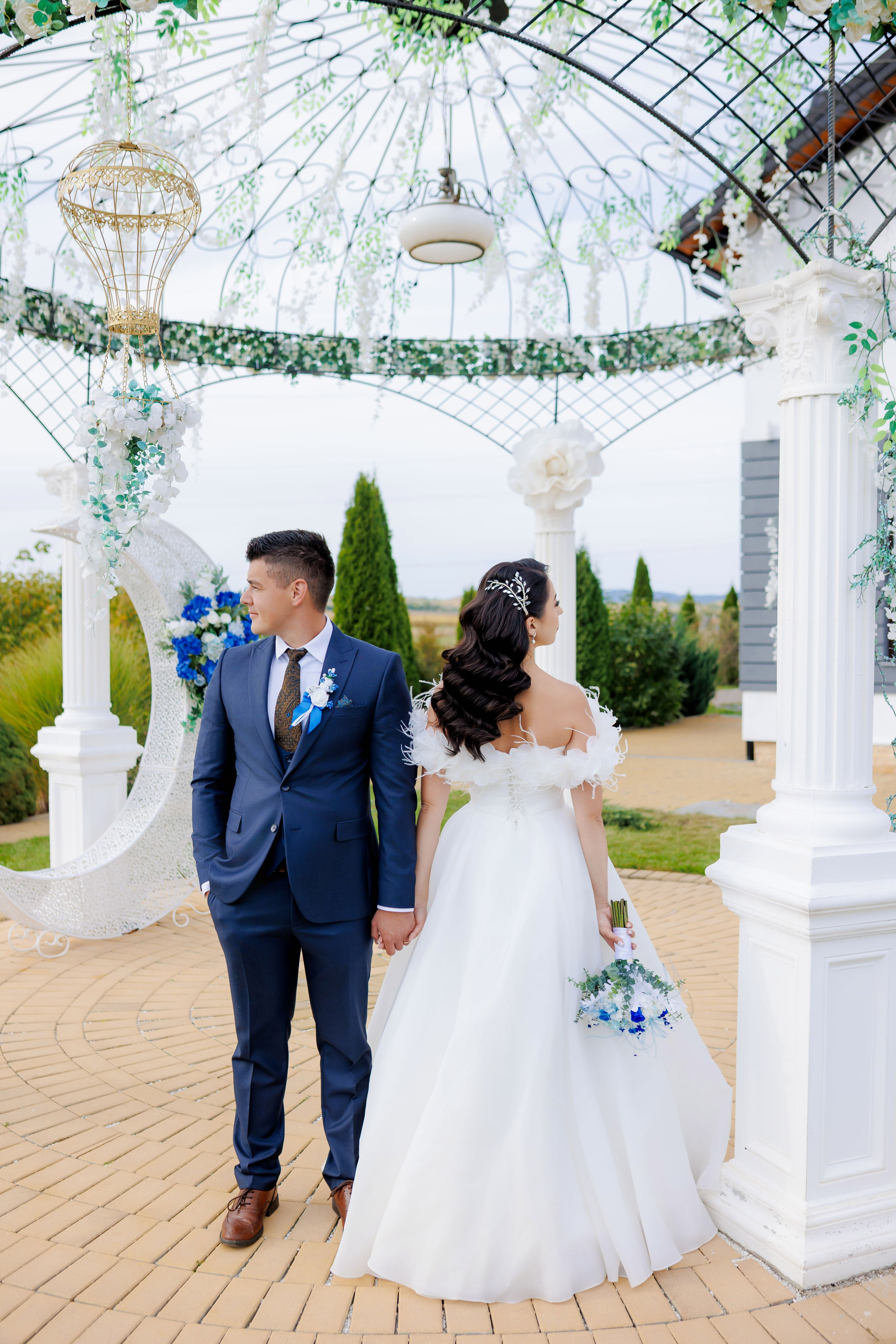 Loredana & Emilian – Ziua Nunții | Videografie - fotografie Botez Suceava, Iași, Botoșani. Servicii foto-video profesionale, pentru momente de neuitat
