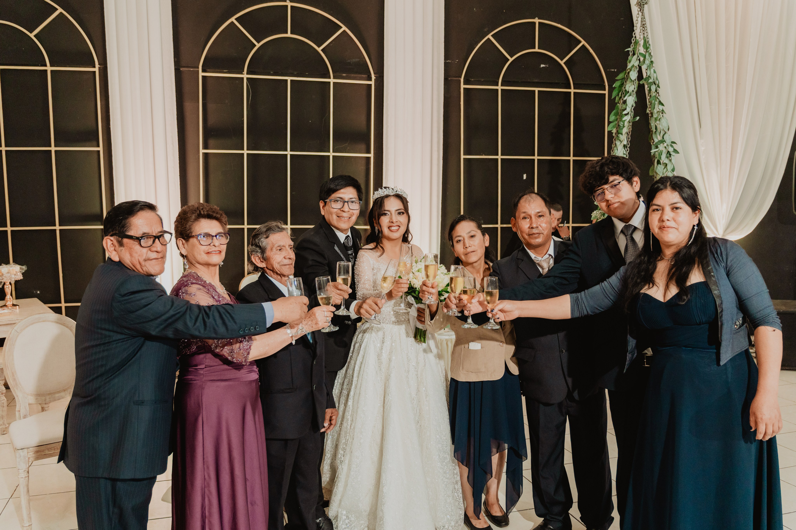 FERNANDO + MARIBEL | BODA RELIGIOSA. Studio KVTA | Fotografía y Video de Bodas en Arequipa
