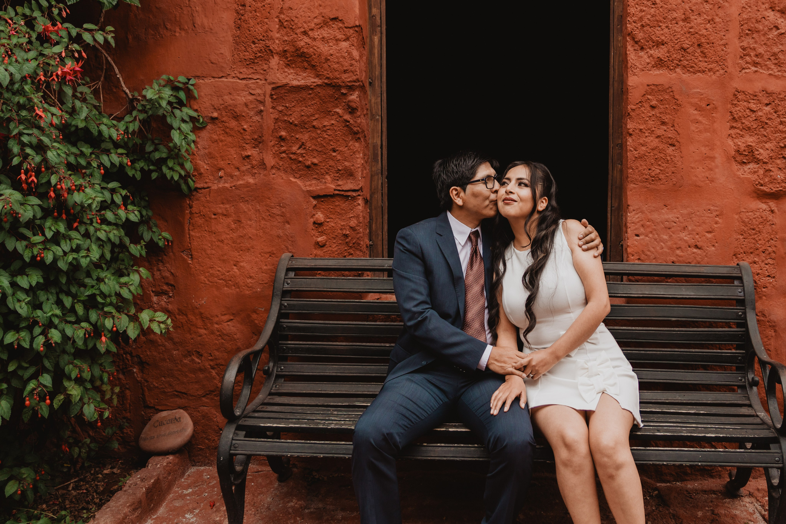 FERNANDO + MARIBEL | BODA RELIGIOSA. Studio KVTA | Fotografía y Video de Bodas en Arequipa