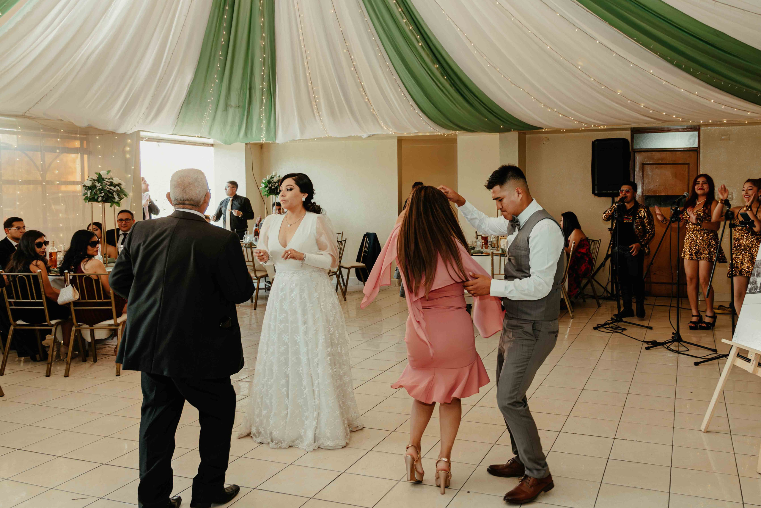 VICTOR Y MELANY BODA CIVIL. Studio KVTA | Fotografía y Video de Bodas en Arequipa