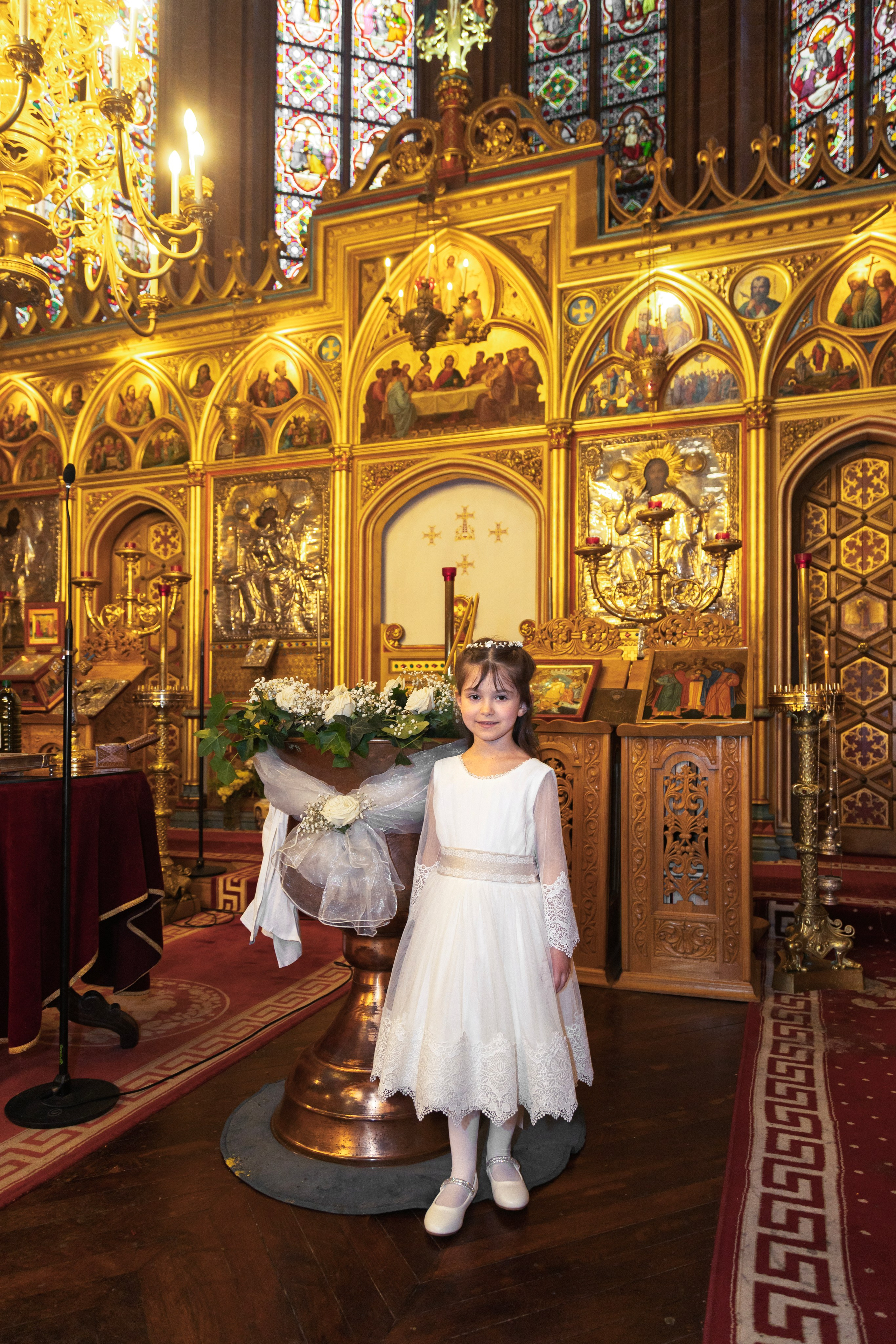 Un petit aperçu du baptême d’Emma ✨. Wedding, event and family photographer in Paris, Emilian Olaru