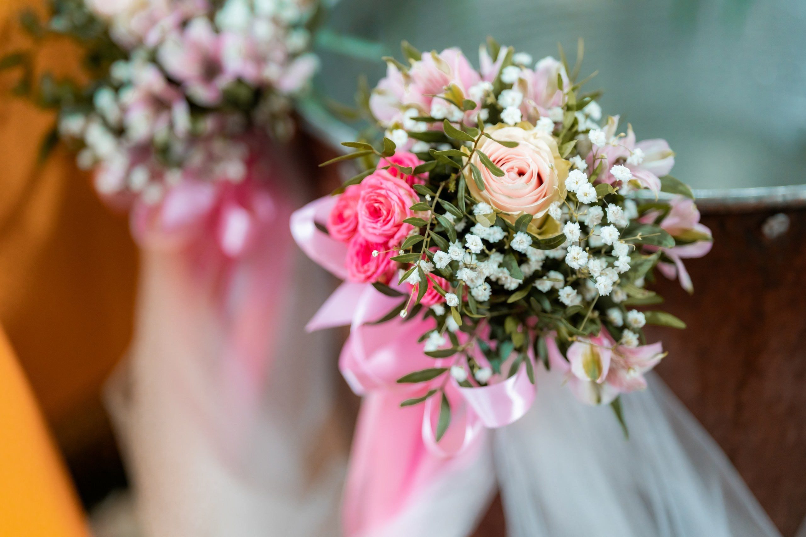 fotograf botez , fotografie botez Botoșani, fotograf Alin Chirilă, amintiri botez, fotografii botez, botez Miruna Parascheva, fotograf copii, fotografie botez în Botoșani-alt="botez , fotografie botez Alin Chirilă, amintiri botez, fotografii emoționante botez Botoșani"-- fotografii-botez-bebelus- amintiri-botez-micuț- moment-sfânt-crestinare- fotografie-emotionanta-botez- detalii-botez-bebelusi- parinti-fericiti-la-botez- fotograf-botez-profesionist- botez-in-biserica-ortodoxa- micuț-botezat-cu-emoție- zâmbete-și-lacrimi-la-botez- bebeluș-la-cristelniță- decor-botez-colorat- botez-cu-dragoste-și-credință- emotie-pura-la-botez- fotograf-botez-botosani- botez-iasi-suceava-fotograf- amintiri-nepretuite-botez-- Preotul ținându-l pe micuțul Mathias Gabriel la botez, în biserica Înălțarea Domnului, Copălău  - Detalii de la botezul lui Mathias – lumânare, trusou și icoană  - Familia lui Mathias Gabriel alături de micuț, în ziua botezului  - Portret emoționant cu mama și bebelușul în brațe, în biserică,fotograf profesionist evenimente Botoșani, Iași, Suceava, Fălticeni, Bacău, Pașcani, Roman - AlinoFotoStudio by Alin Chirilă - servicii foto nuntă, botez, cununie, ședințe foto creative, albume personalizate, fotografii emoționante și calitative pentru cele mai importante momente din viață,fotograf nuntă Botoșani Alin Chirilă,  ședință foto botez Iași - AlinoFotoStudio,  servicii fotograf profesionist evenimente Suceava,  fotograf cununie civilă Fălticeni - Alin Chirilă,  album foto nuntă personalizat Bacău.“Bebeluș botezat în biserică, ținut în brațe de nași”	•	“Detaliu cu lumânarea de botez decorată cu flori albe”	•	“Părinți emoționați alături de copilul lor la ceremonia de botez”	•	“Masa festivă de botez cu decor tematic și tort personalizat”	•	“Momentul în care preotul toarnă apă sfințită pe fruntea bebelușului”	“Bebeluș în rochie albă de botez, zâmbind în brațele mamei”	•	“Detaliu cu cruciulița de botez așezată pe o pernă de satin”	•	“Părinți și nași aprinzând lumânările în timpul ceremoniei de botez”	•	“Tort de botez decorat cu figurine tematice și numele copilului”	•	“Copil botezat dormind liniștit în pătuțul decorat festiv”	•	“Momentul în care preotul binecuvântează copilul în fața altarului”	•	“Invitați adunându-se în jurul mesei festive la petrecerea de botez”	•	“Bebeluș ținând în mână o jucărie personalizată primită la botez”	•	“Familie fericită pozând împreună după ceremonia de botez”	•	“Decor tematic cu baloane și flori la locația petrecerii de botez” fotograf Botoșani fotograf evenimente fotograf botez Alin Chirila fotograf alinofotostudio.fotograf botez Amelis Maria, fotografie botez Botoșani, fotograf Alin Chirilă, amintiri botez, fotografii botez, botez Amelis Maria, fotograf copii, fotografie botez în Botoșani,