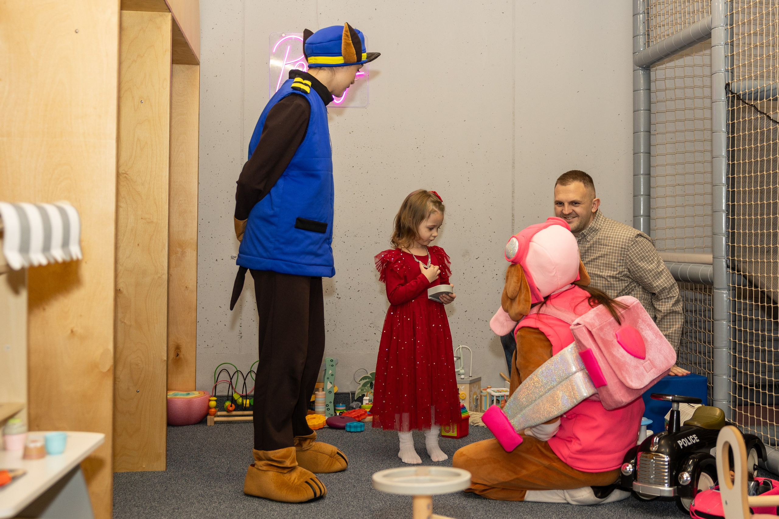 День рождения Артёма 24 января 2026 года. Семейный и детский фотограф в Варшаве Мила Бобровская