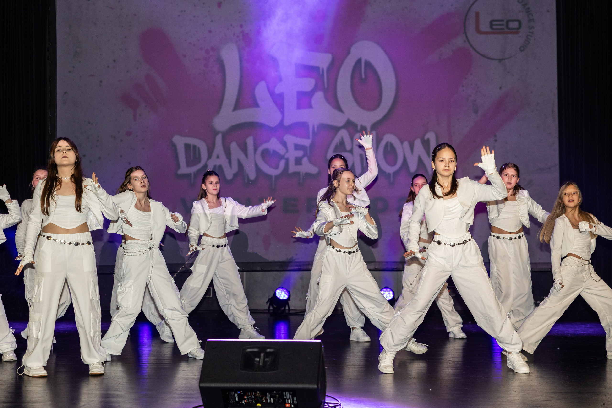 LEO DANCE SHOW WINTER 2025. Семейный и детский фотограф в Варшаве Мила Бобровская