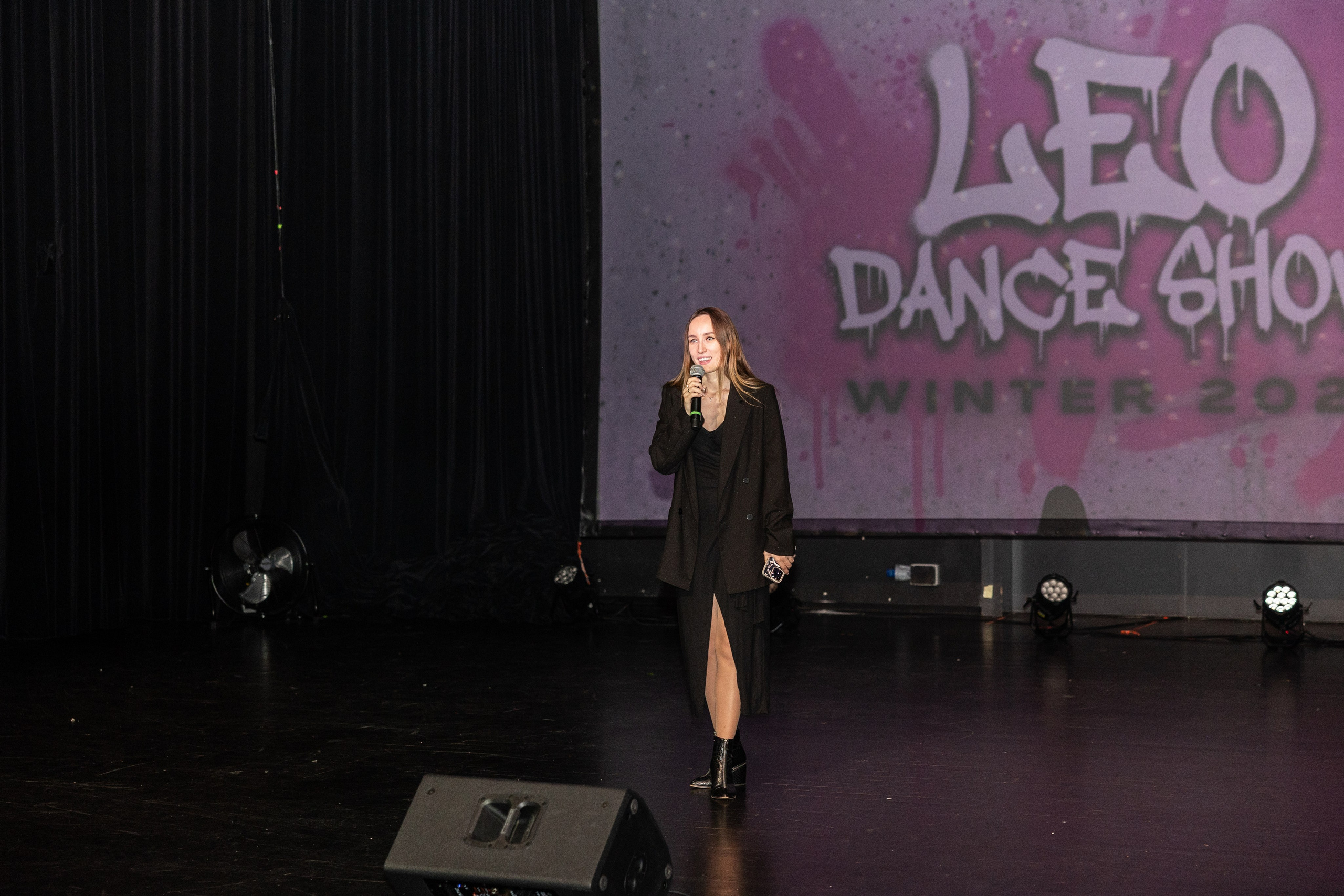 LEO DANCE SHOW WINTER 2025. Семейный и детский фотограф в Варшаве Мила Бобровская