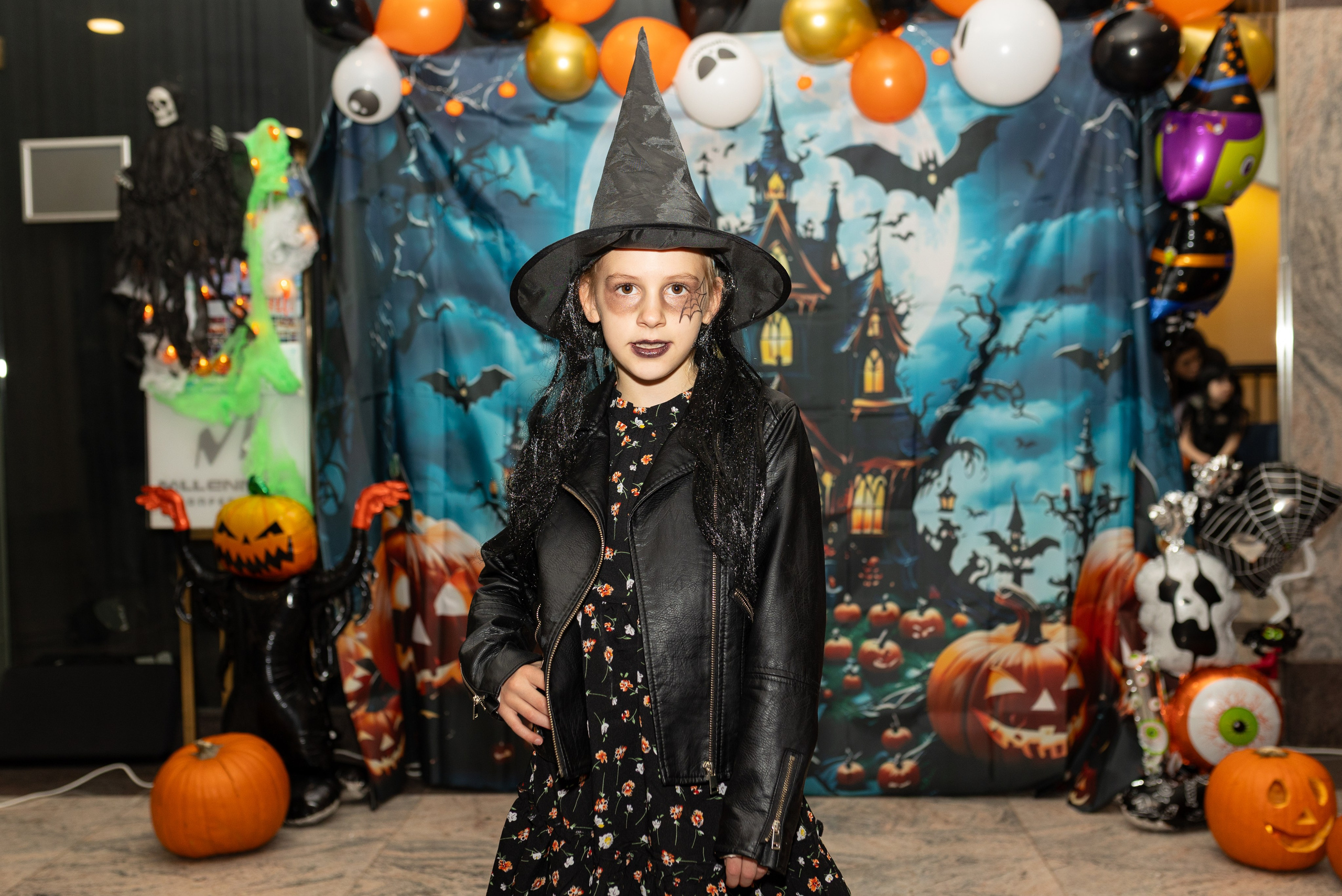 Leo dance studio Helloween 2025. Семейный и детский фотограф в Варшаве Мила Бобровская