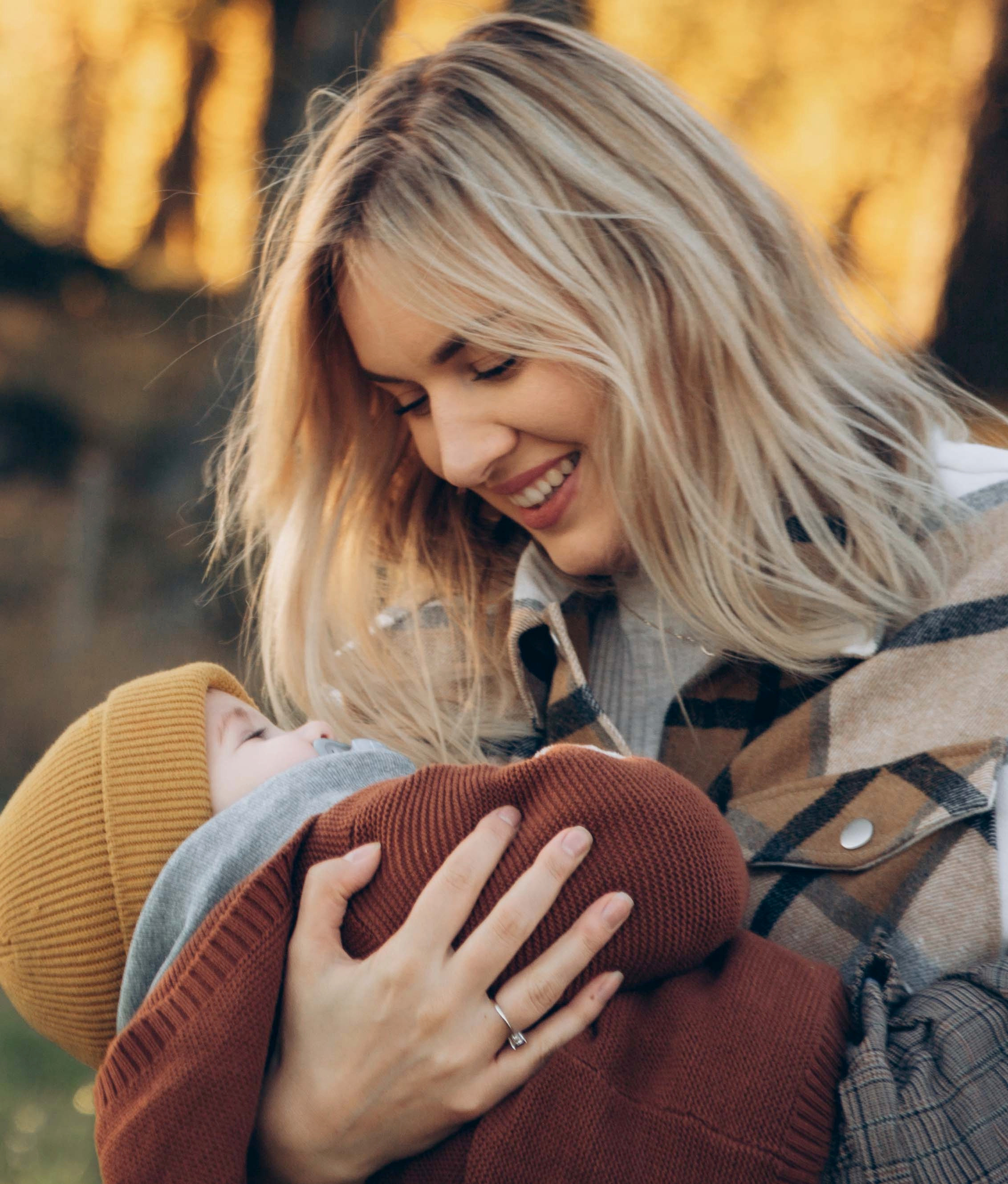 FILIPEK’s family. Family photographer in Stockholm Oksana Matviyiv