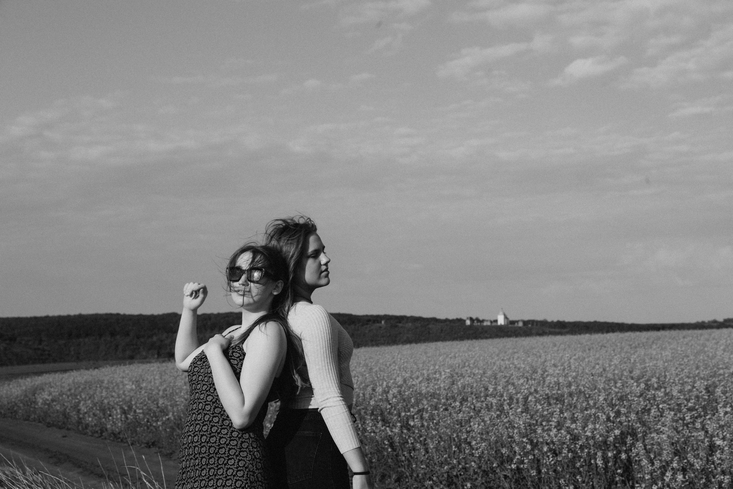 Sisters. Family photographer in Stockholm Oksana Matviyiv