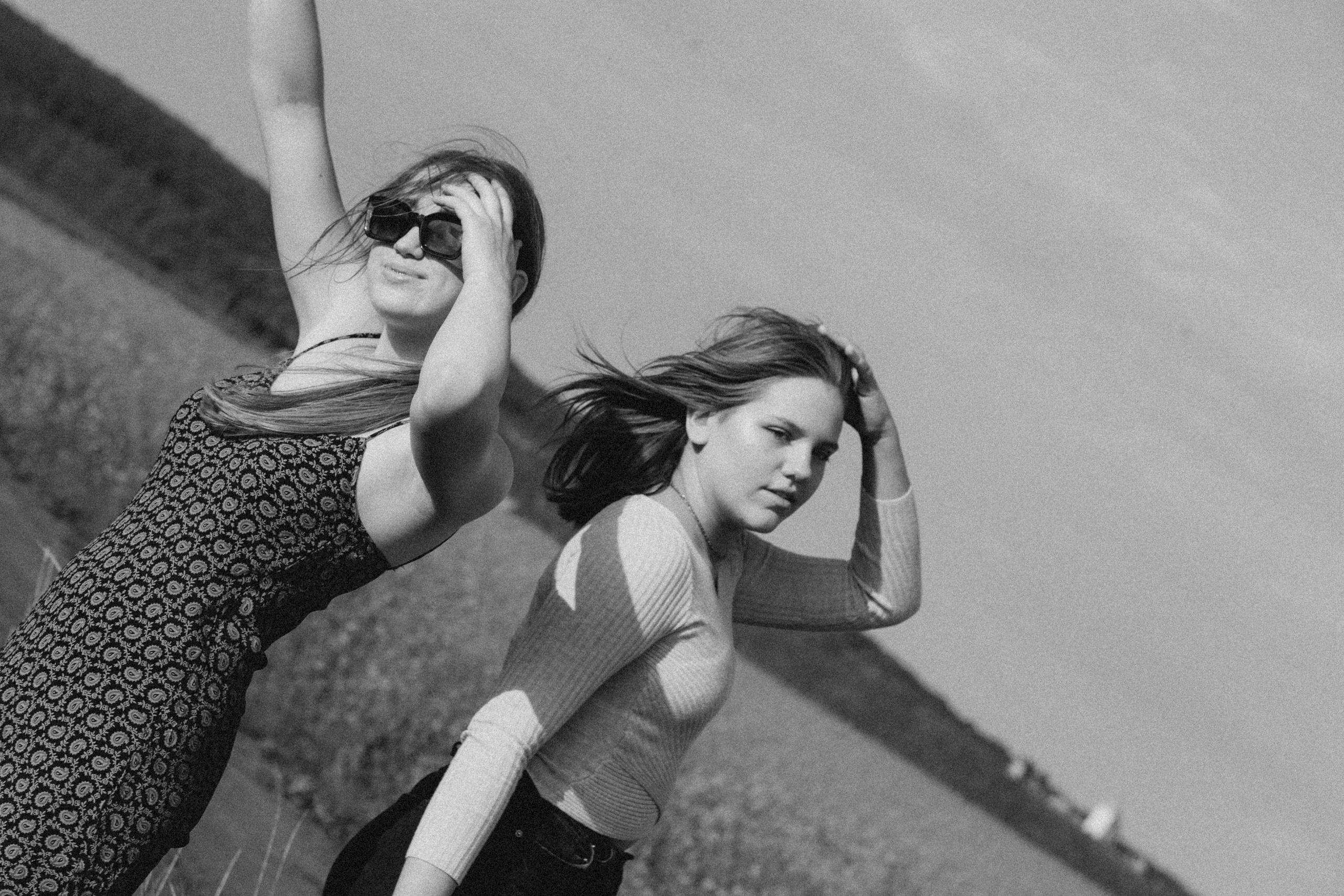 Sisters. Family photographer in Stockholm Oksana Matviyiv