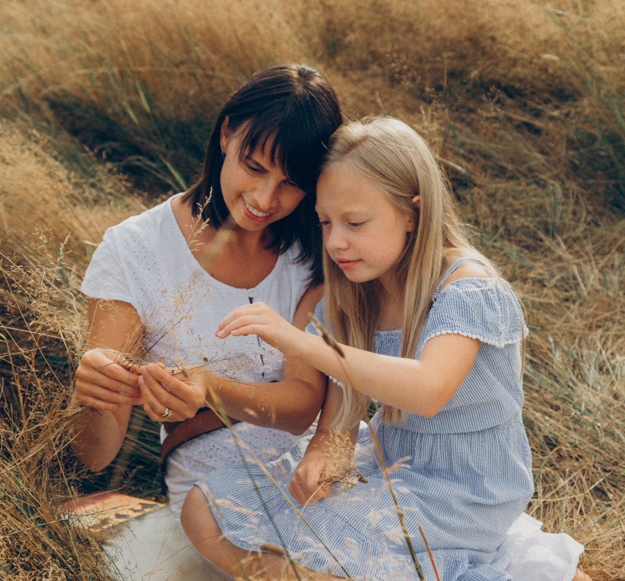 MAMA's LOVE. Family photographer in Stockholm Oksana Matviyiv