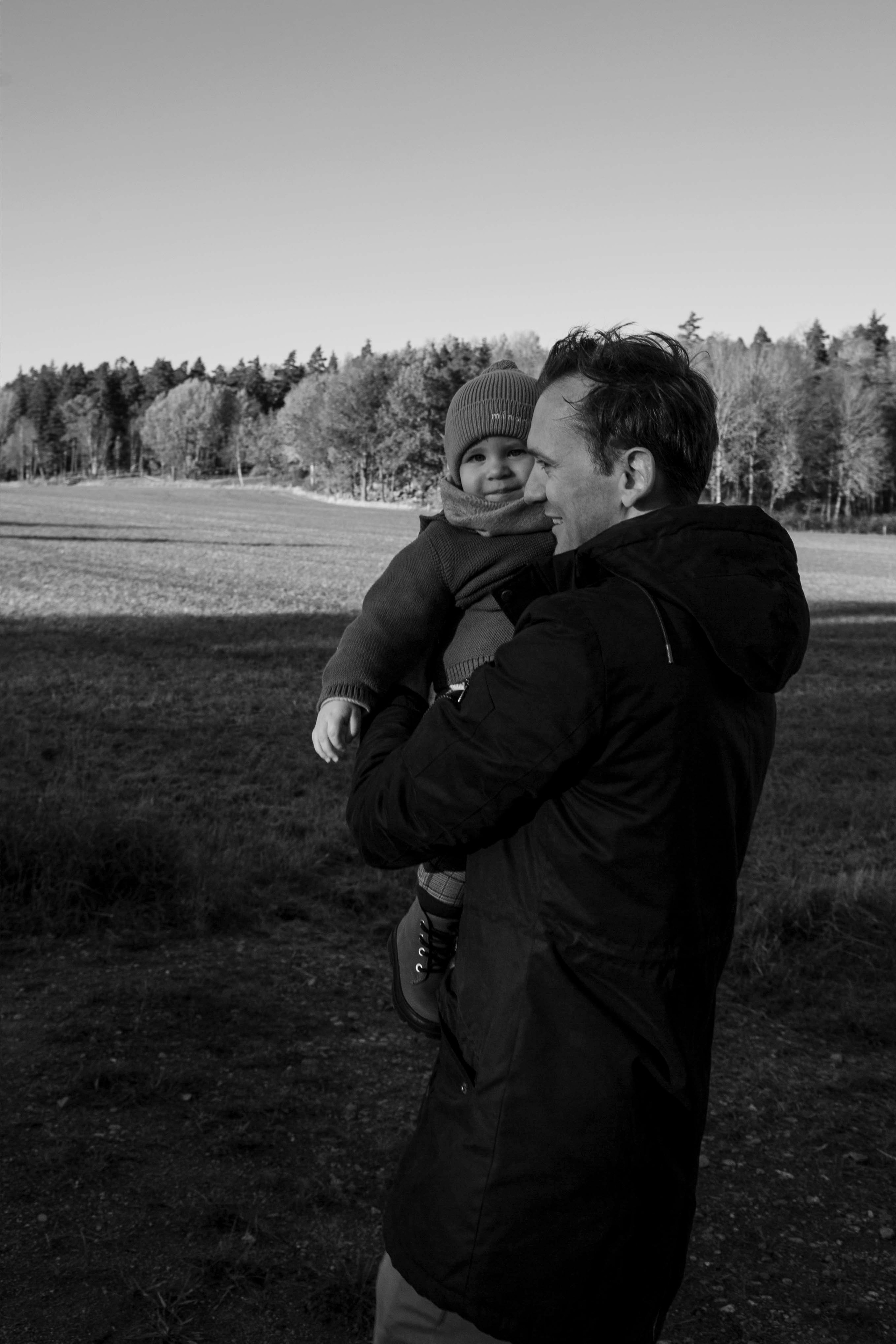 FILIPEK’s family. Family photographer in Stockholm Oksana Matviyiv