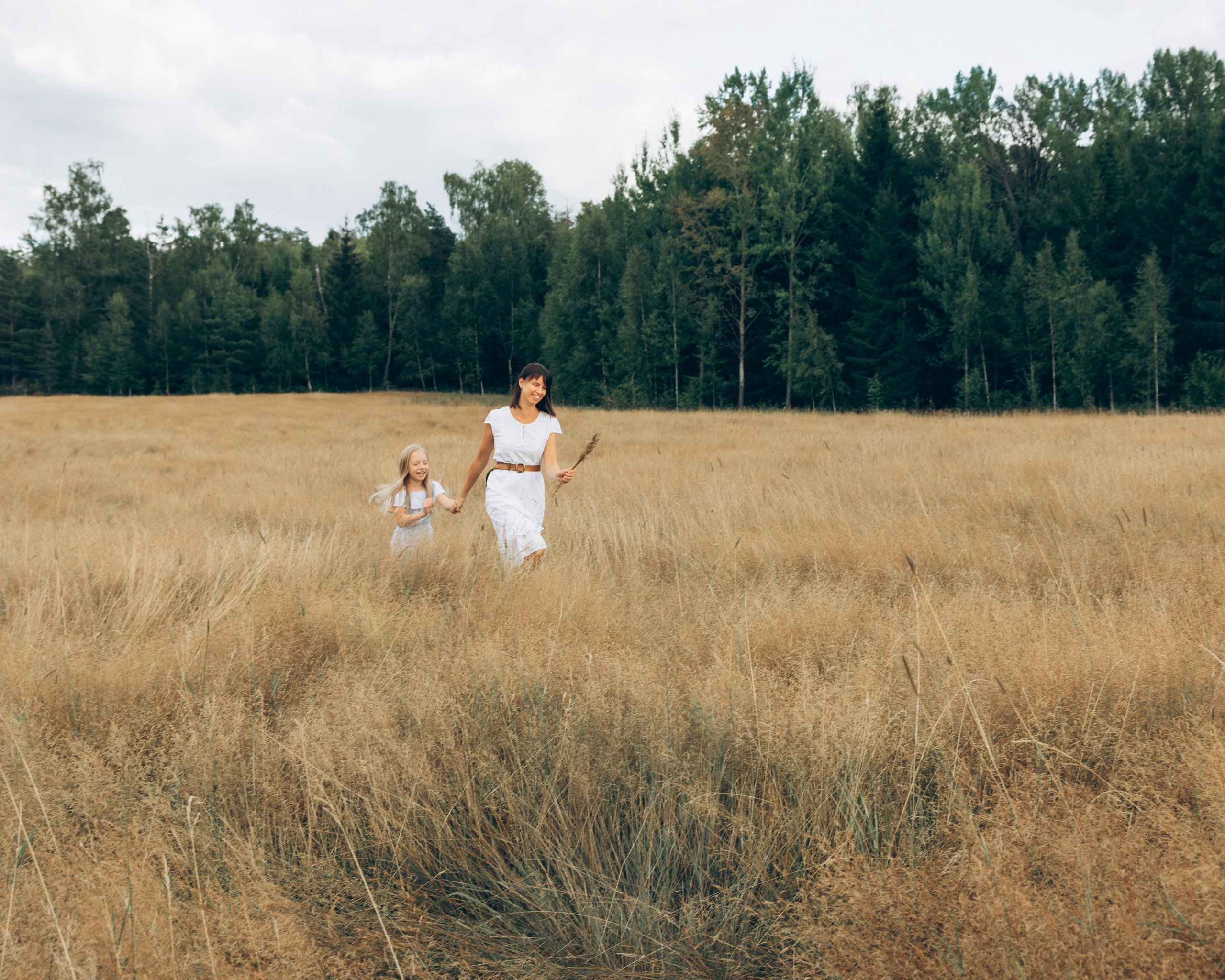 MAMA's LOVE. Family photographer in Stockholm Oksana Matviyiv